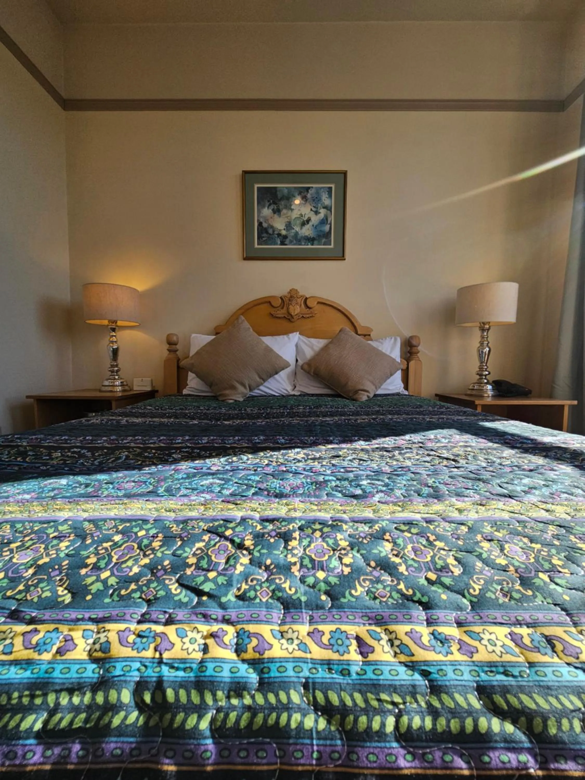 Bed in Hotel Planter