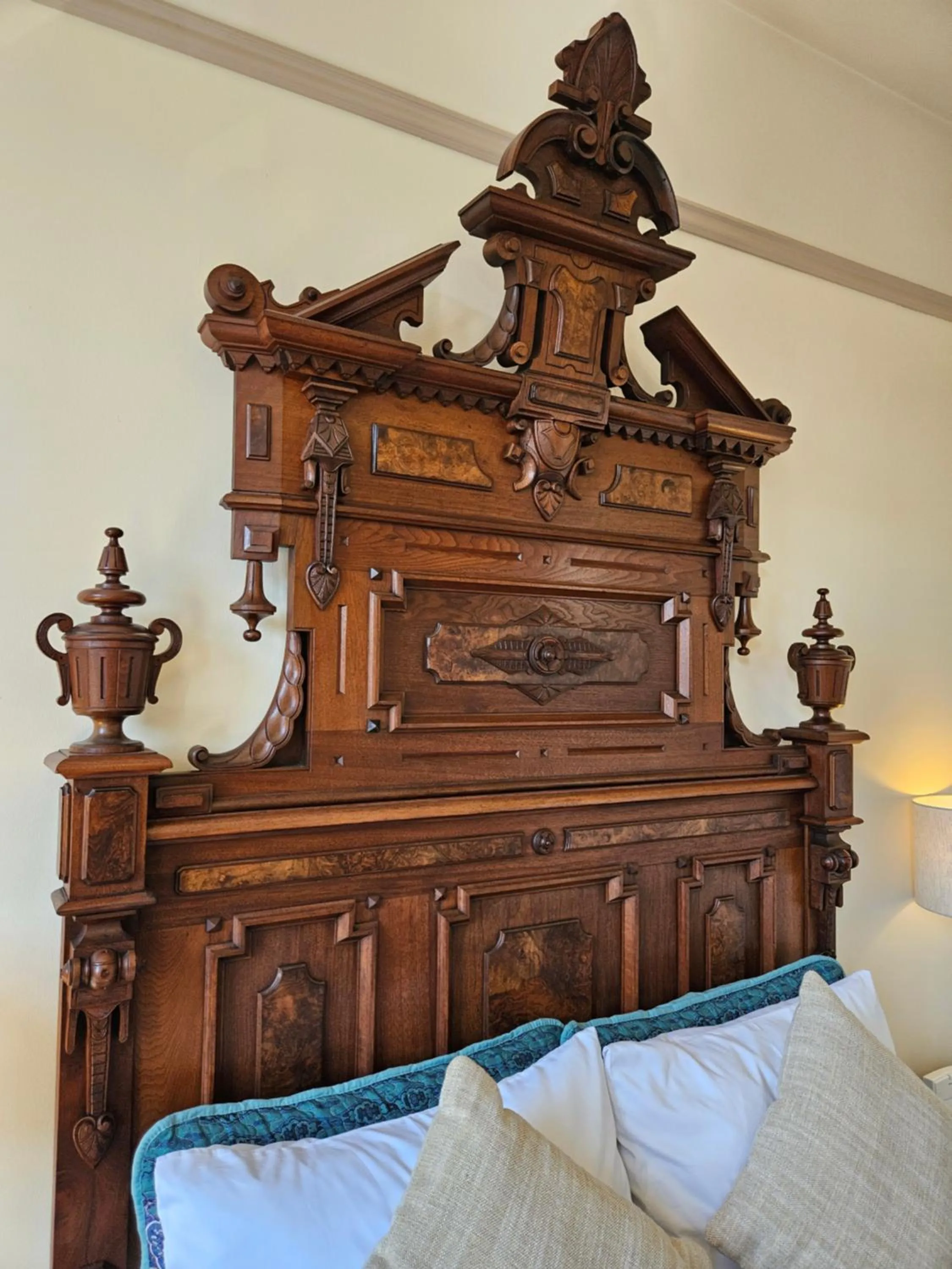 Bed in Hotel Planter