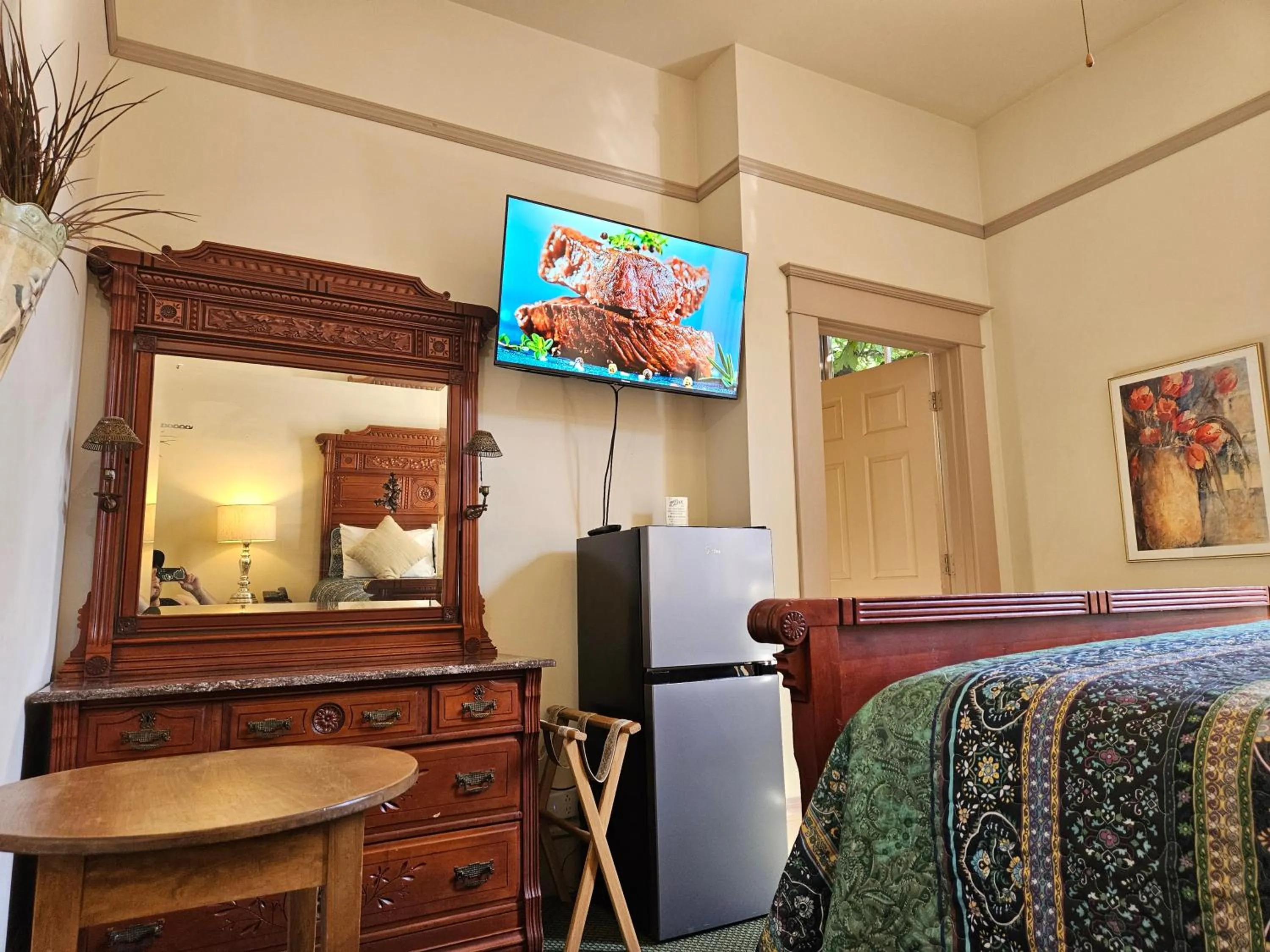 Bed in Hotel Planter