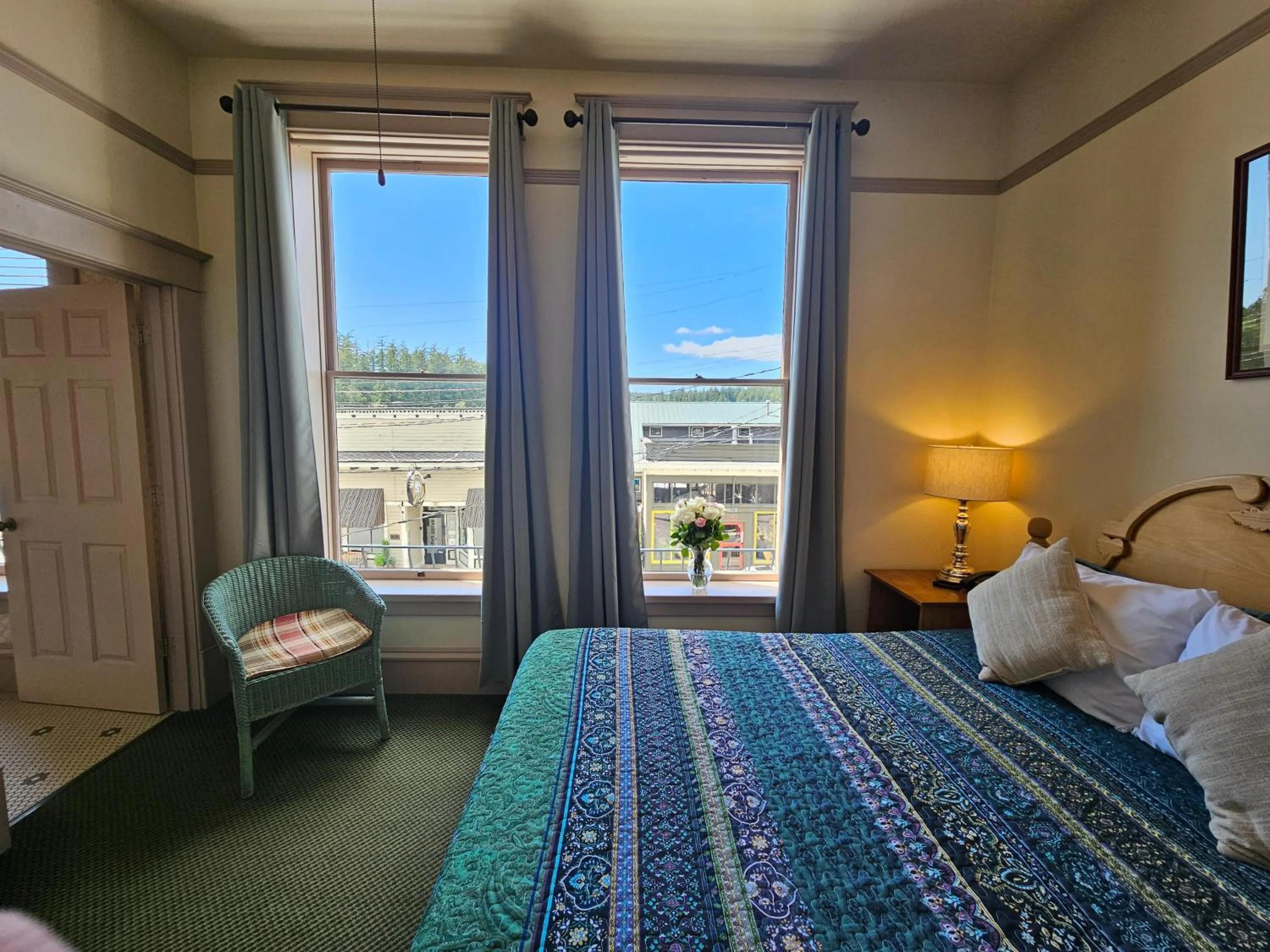 Bed in Hotel Planter