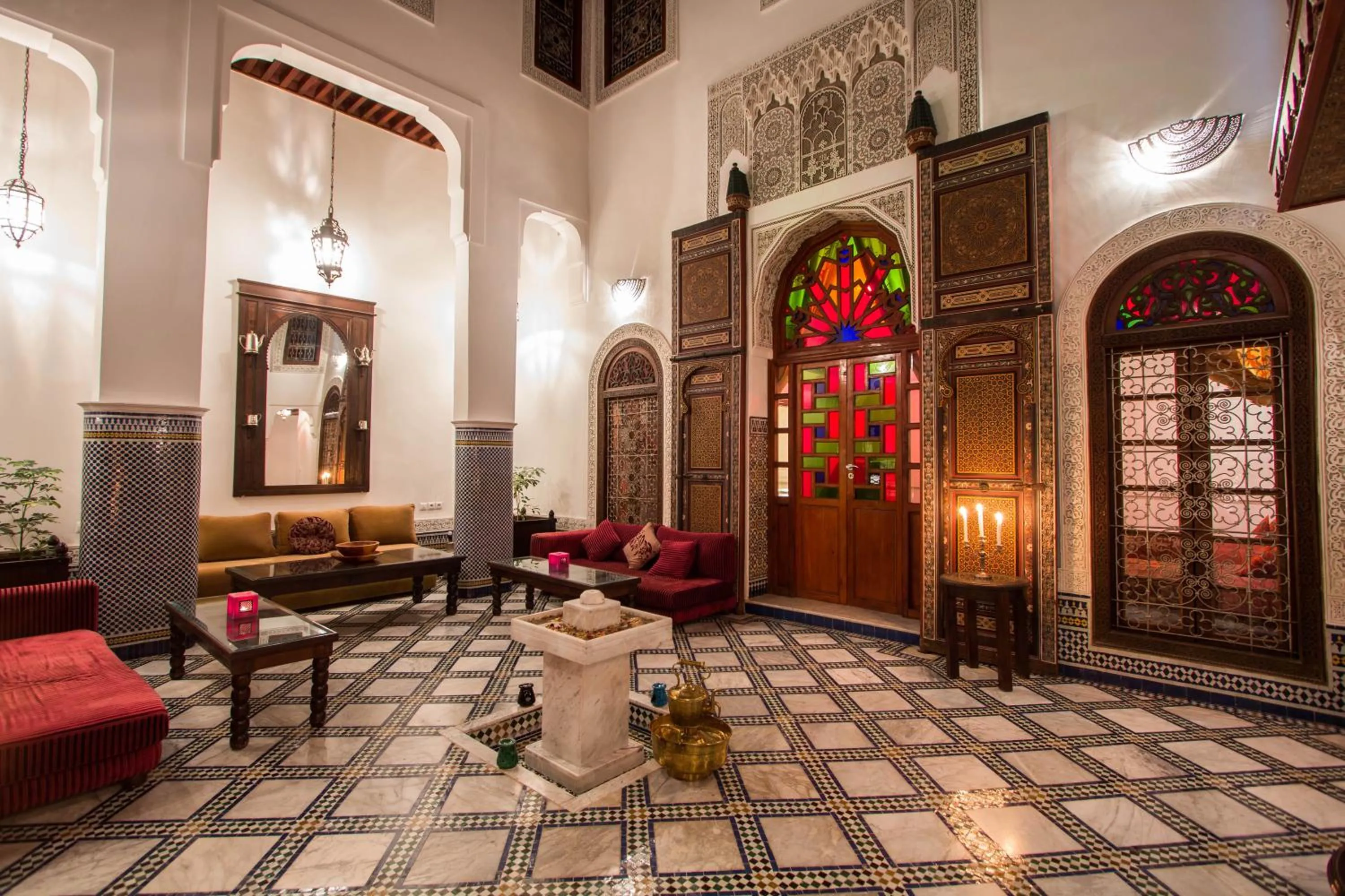 Communal lounge/ TV room, Lobby/Reception in Riad Noujoum Medina