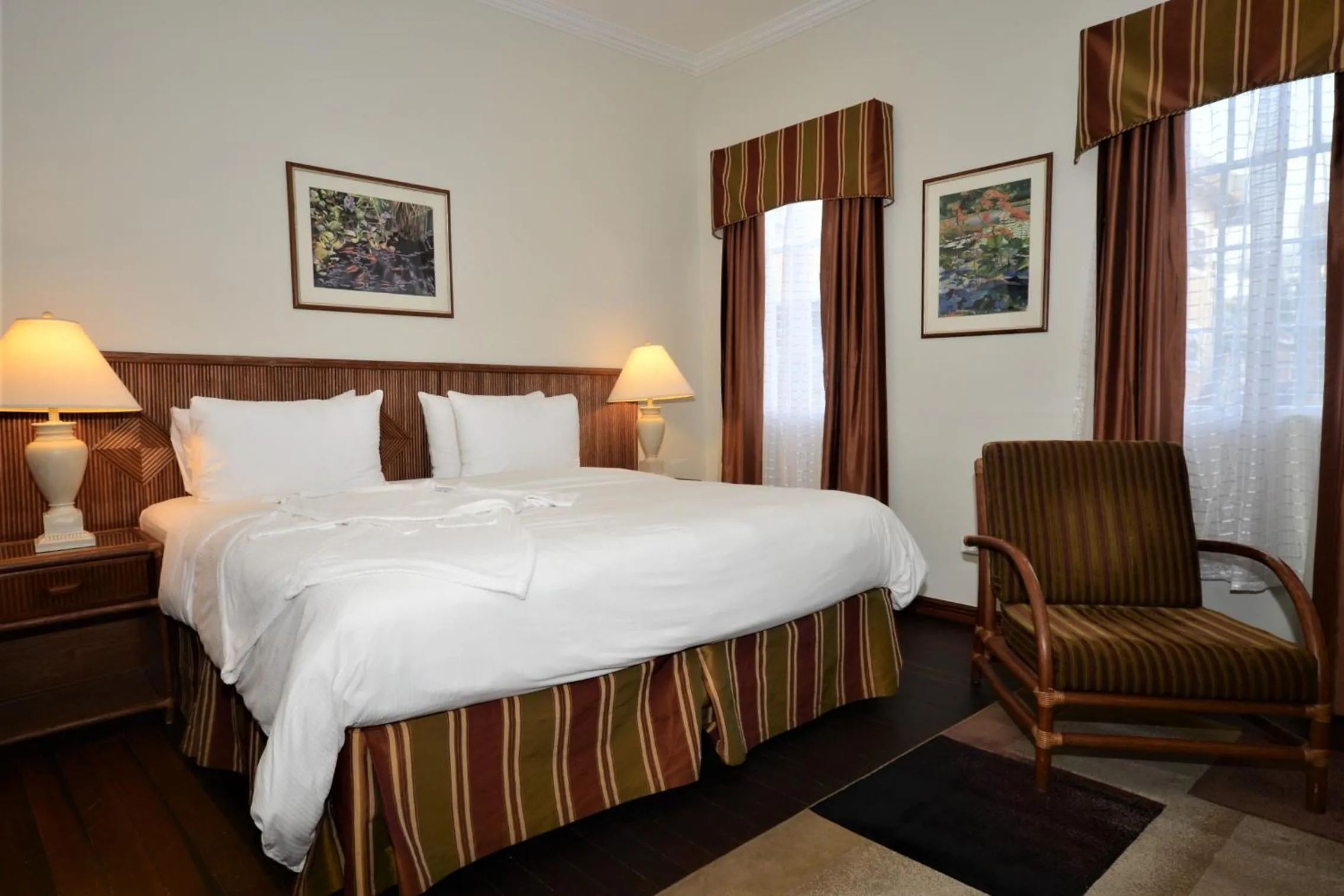 Bedroom, Bed in Cara Lodge Hotel