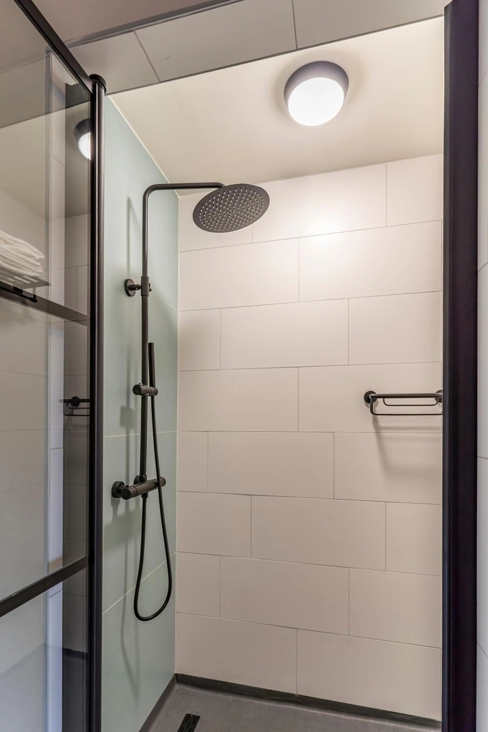 Shower in Dormio Wijnhotel Valkenburg