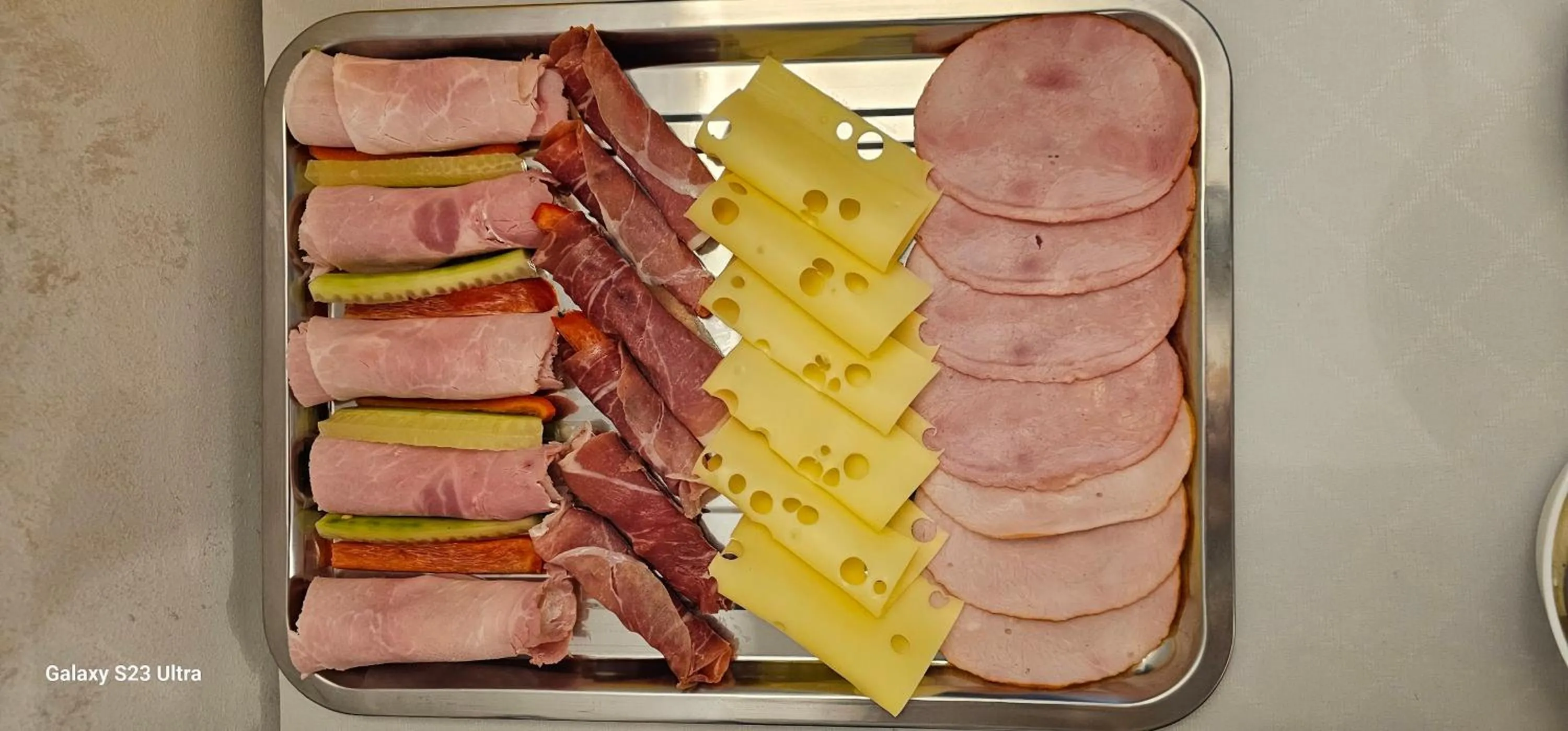 Restaurant/places to eat in Adac Boutique Hotel