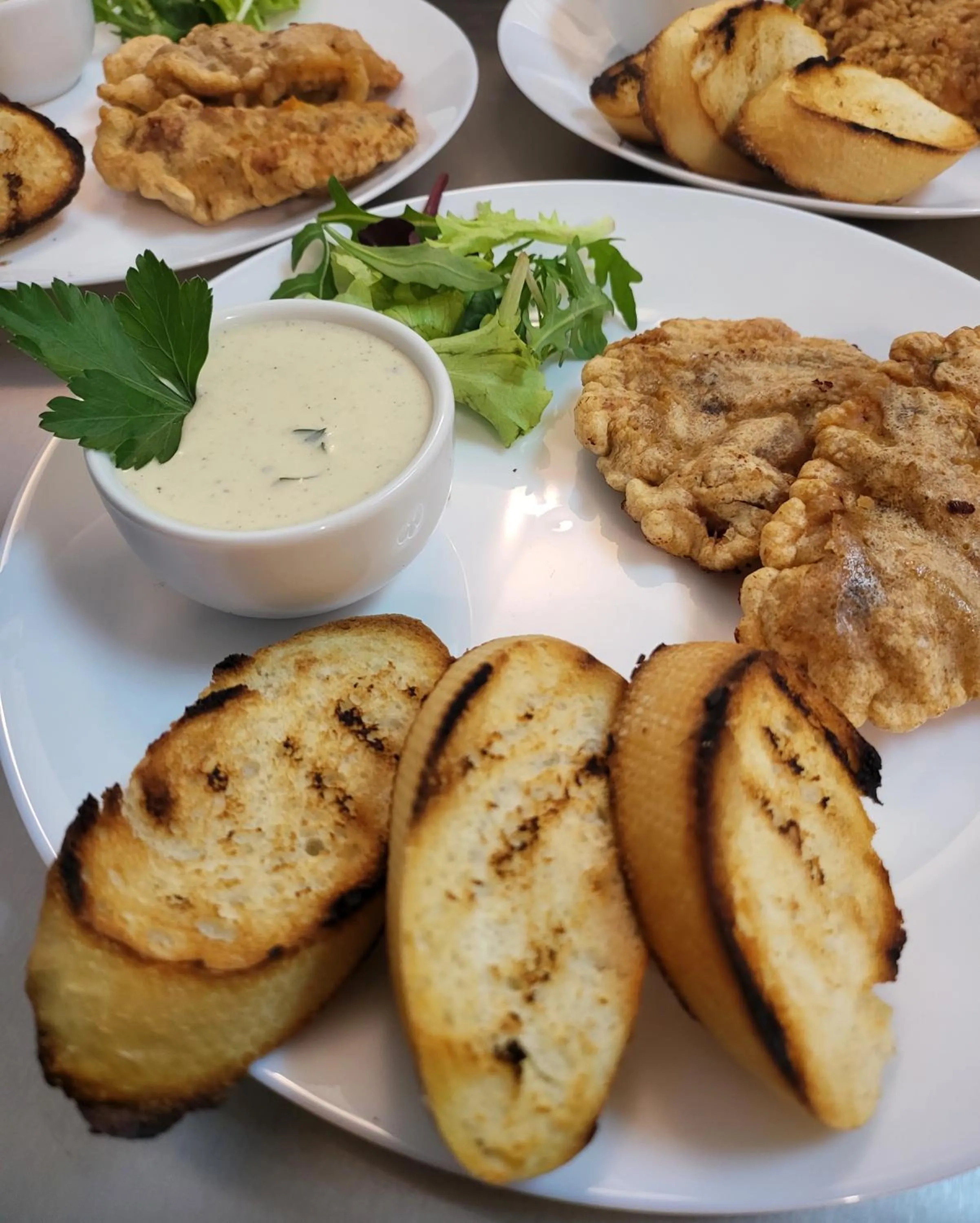 Restaurant/places to eat in Adac Boutique Hotel