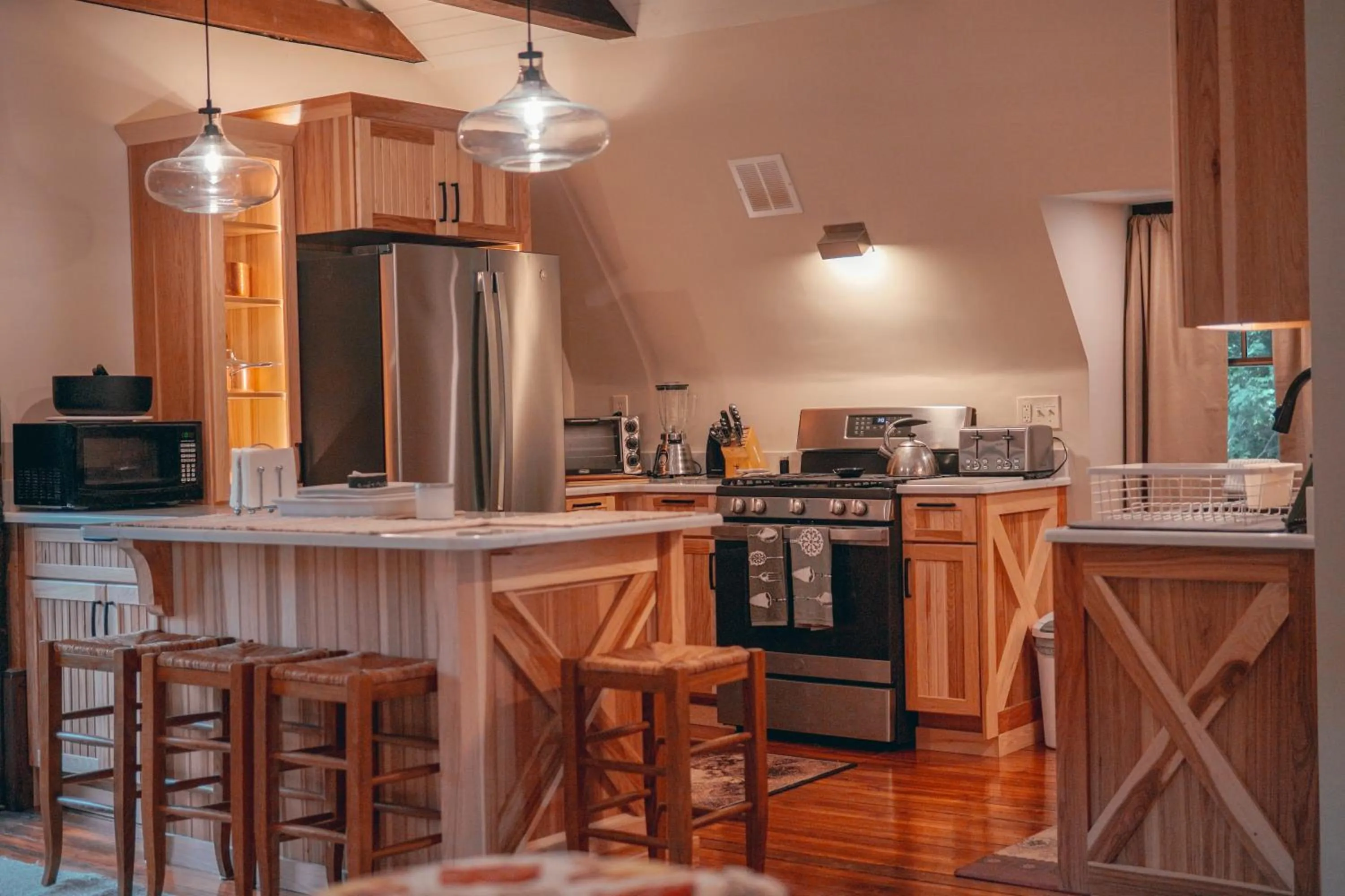 kitchen in South Broadway Manor B&B - Near Fallingwater, Ohiopyle State Park, Hiking & Biking trails GAP