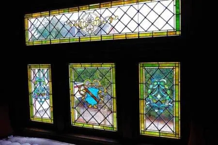 Decorative detail in South Broadway Manor B&B - Near Fallingwater, Ohiopyle State Park, Hiking & Biking trails GAP