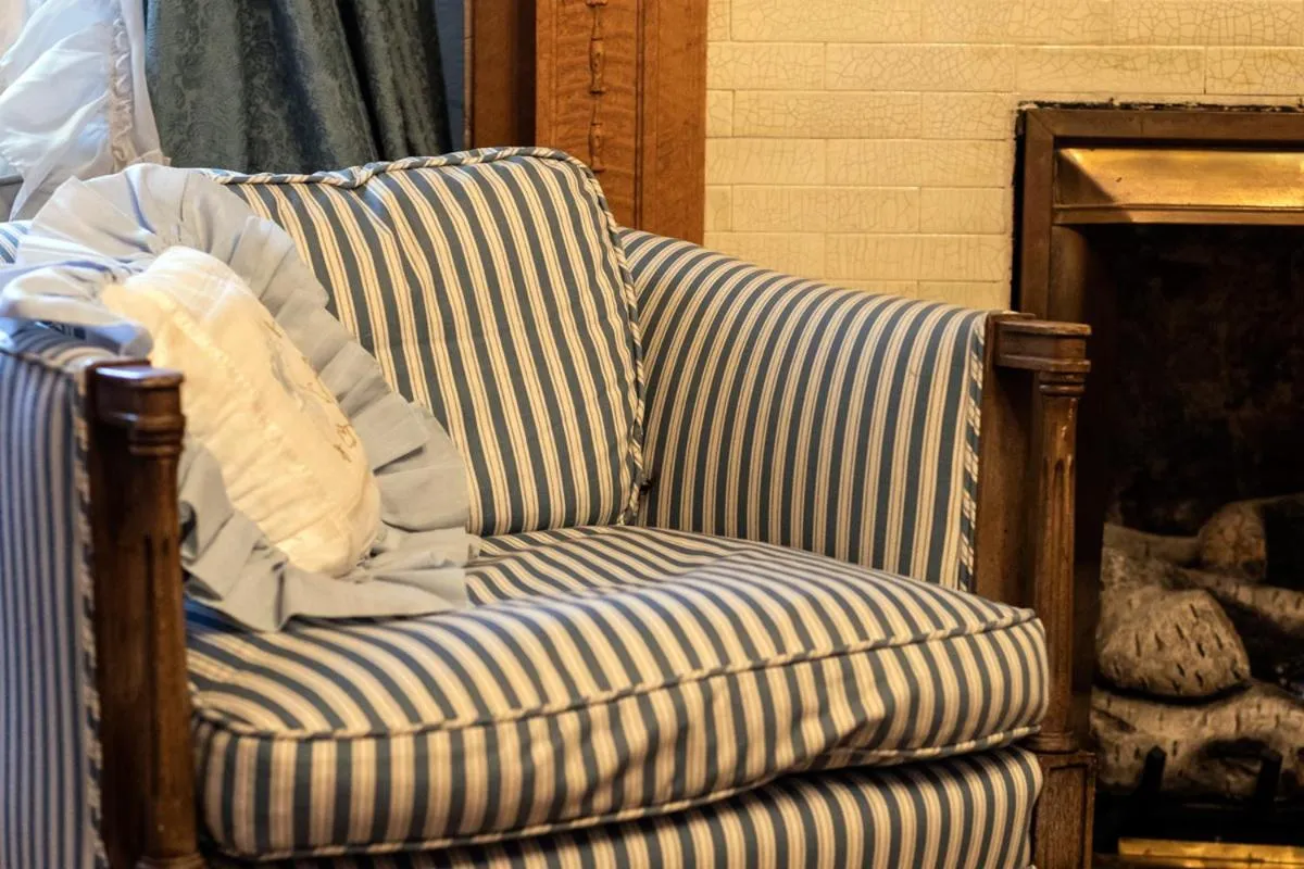 South Broadway Manor B&B - Near Fallingwater, Ohiopyle State Park, Hiking & Biking trails GAP