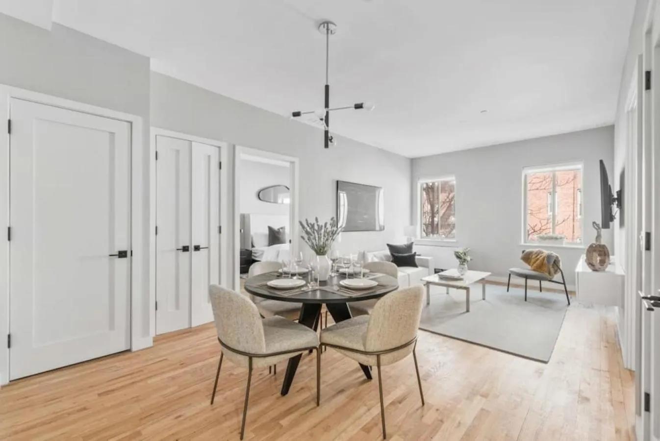 Top Notch 2 Bedroom Minutes From Central Park