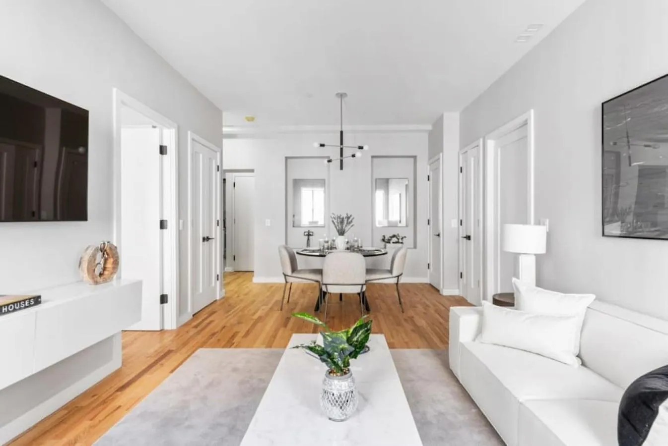 Top Notch 2 Bedroom Minutes From Central Park