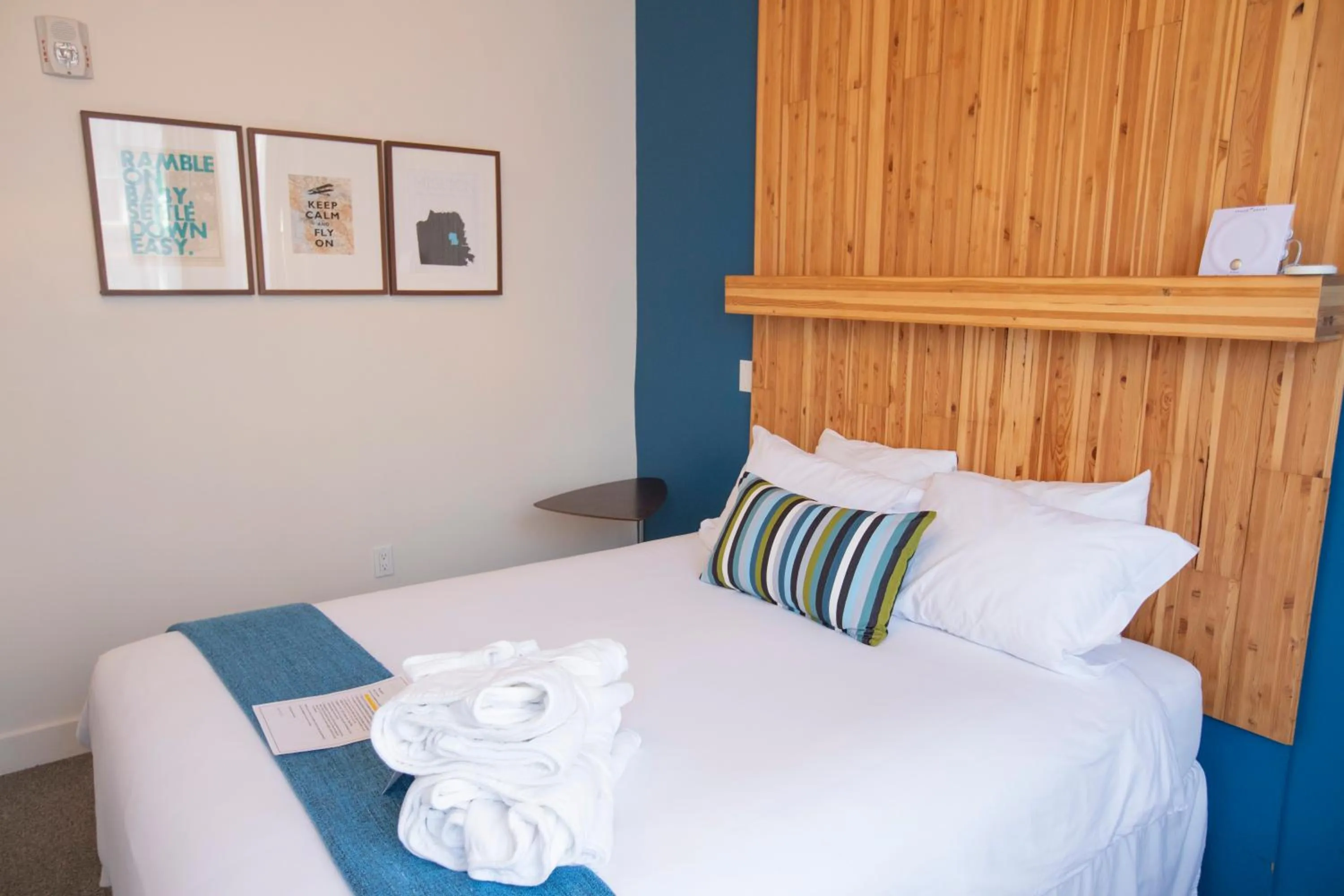 Bedroom, Bed in 1906 Mission