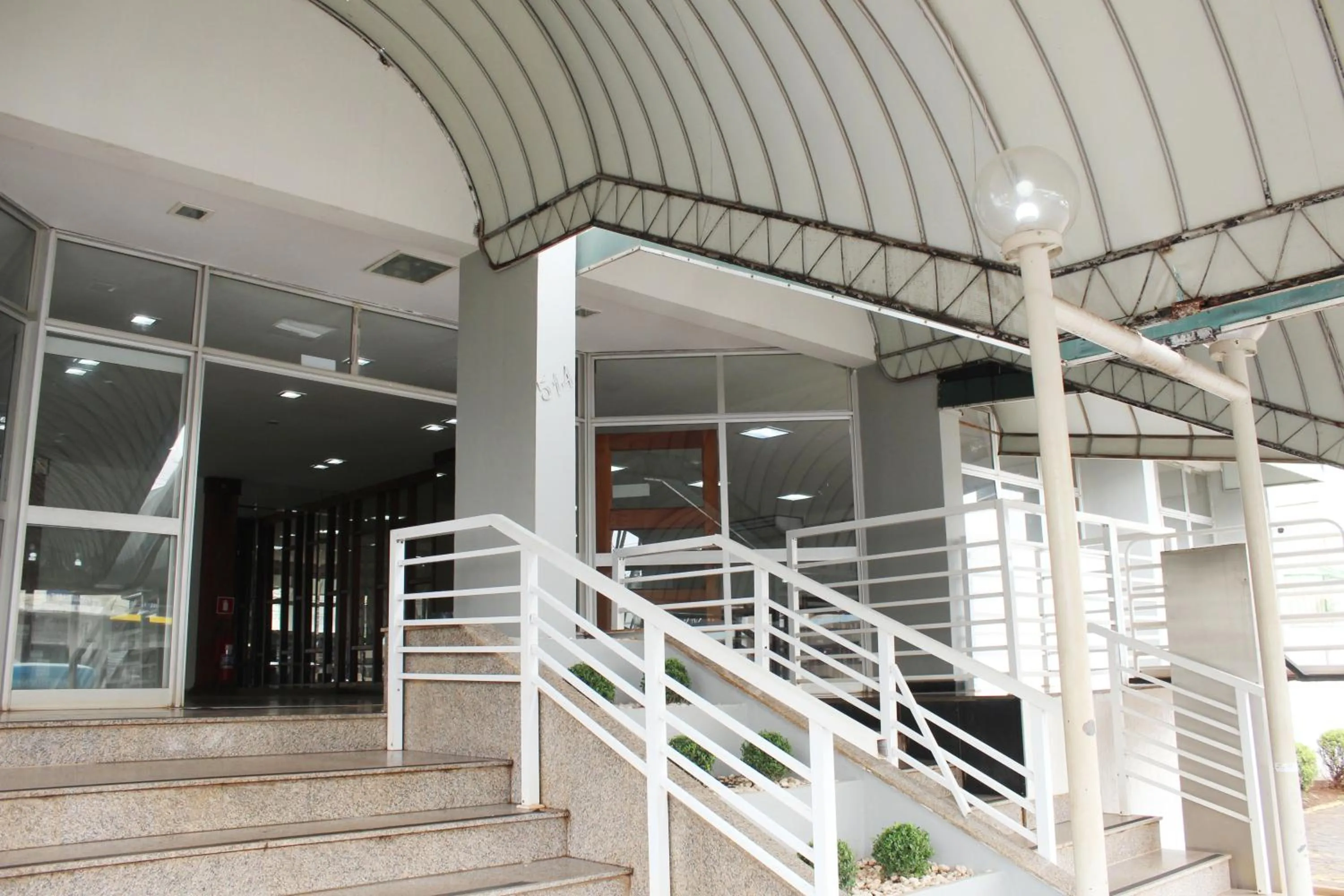 Facade/entrance in Days inn by Wyndham Uberlândia