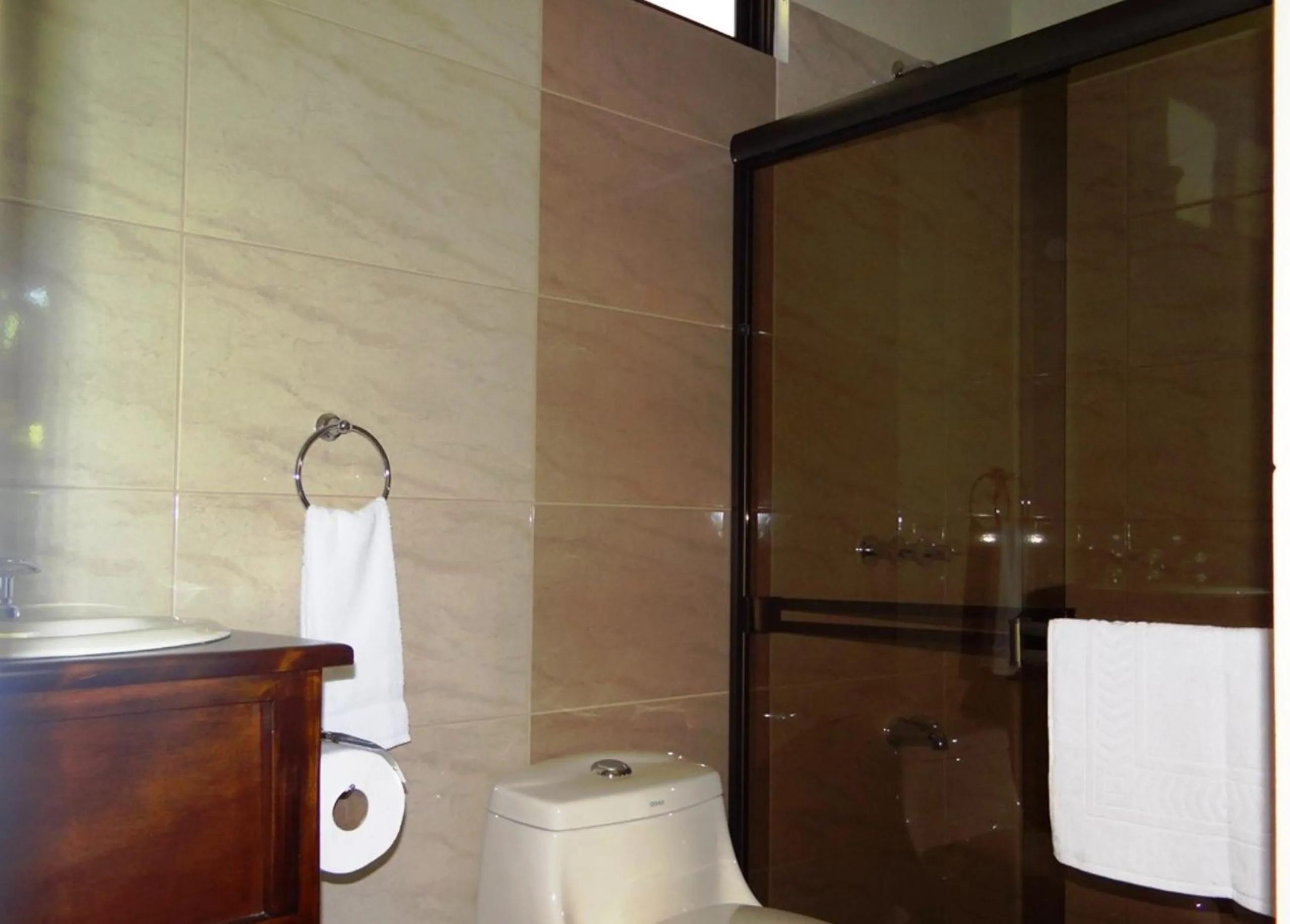 Bathroom in B&B Garden Grecia