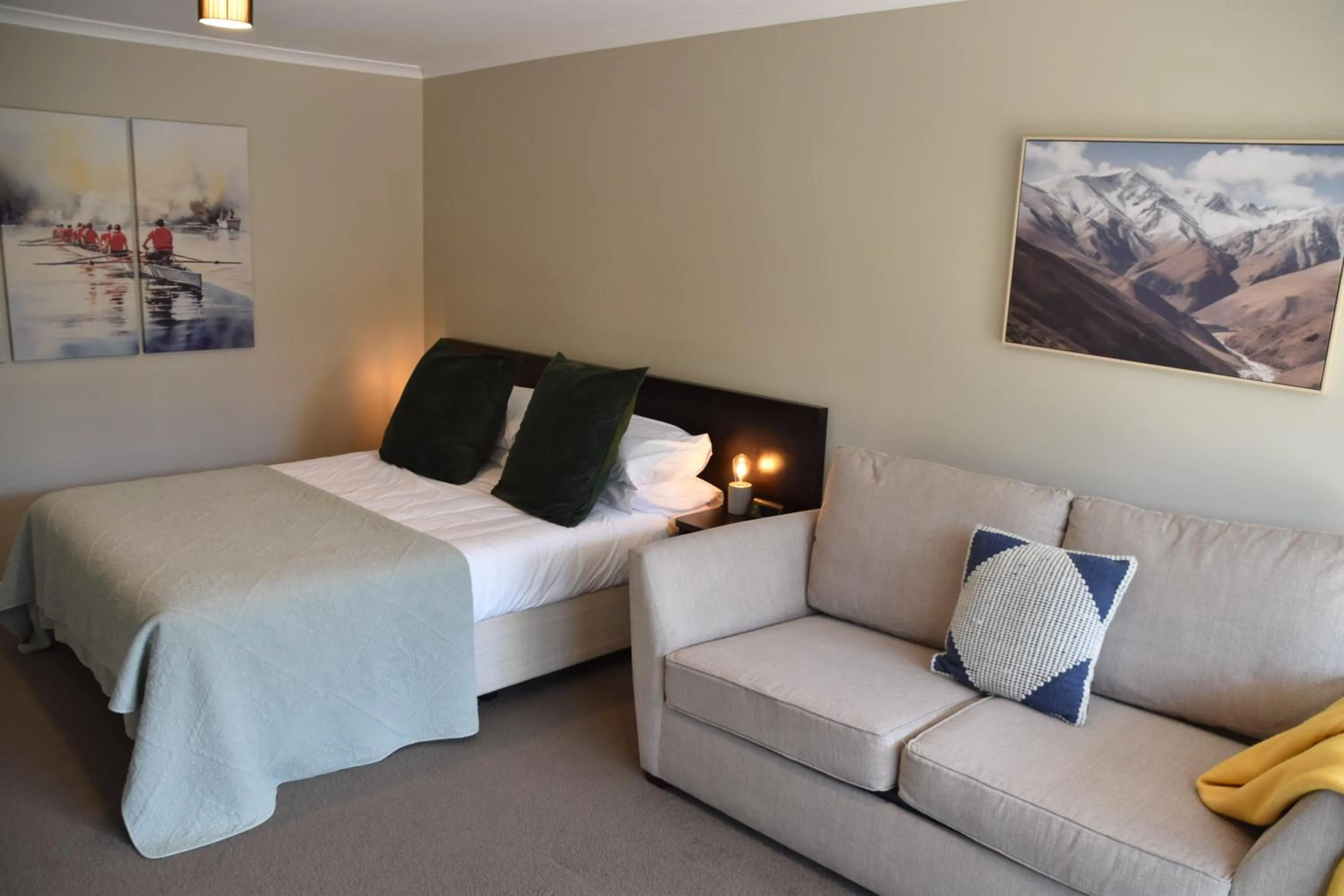 Bedroom, Bed in 73 Milton Accommodation