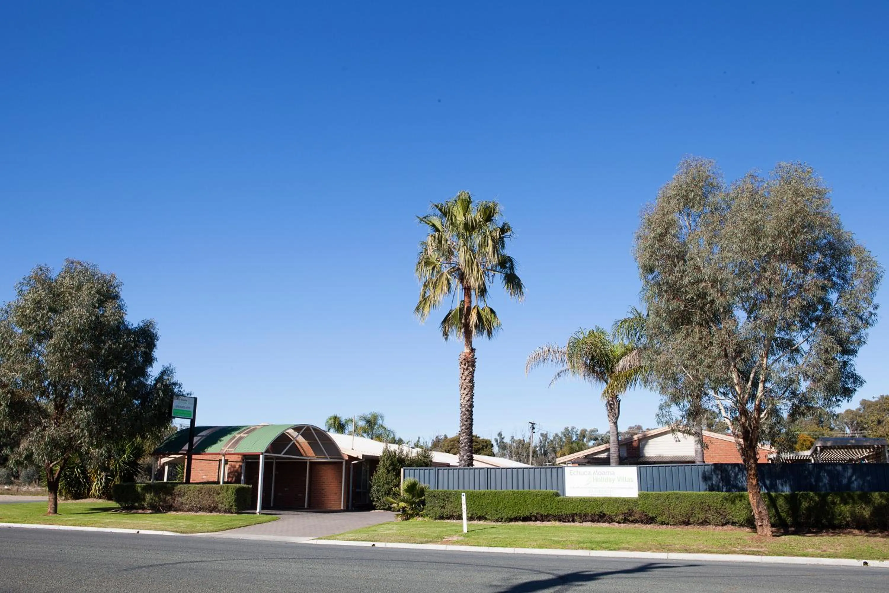 Street view in Echuca Moama Holiday Villas