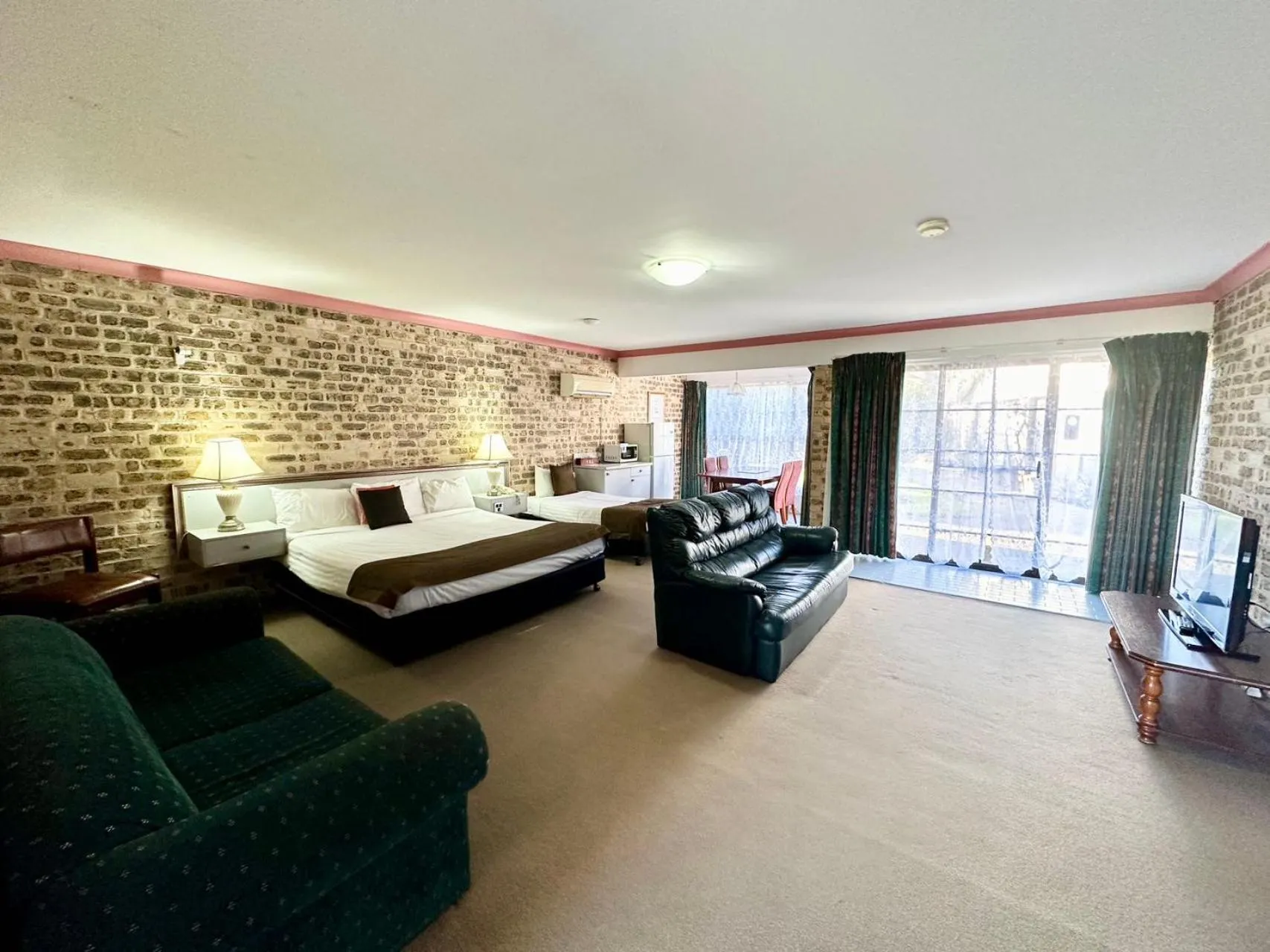 Bed in Sir Francis Drake