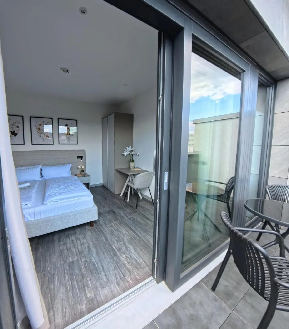 Photo of the whole room, Bed in NOVERA Aparthotel