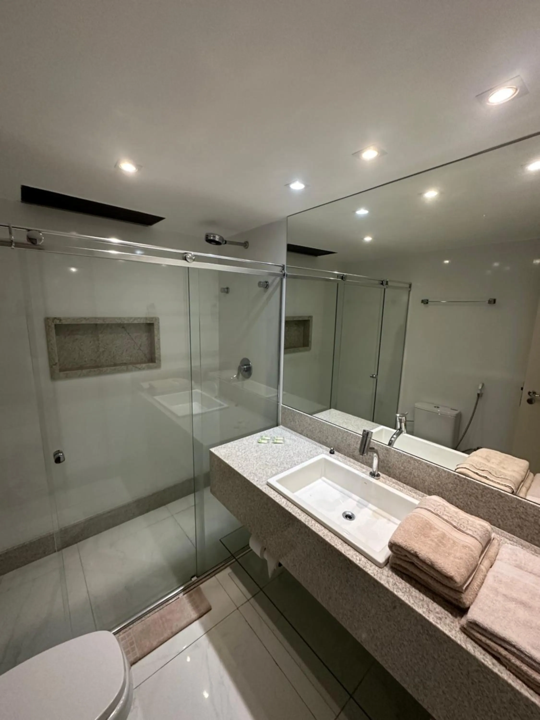 Bathroom in Kubitschek Plaza Hotel - flat particular