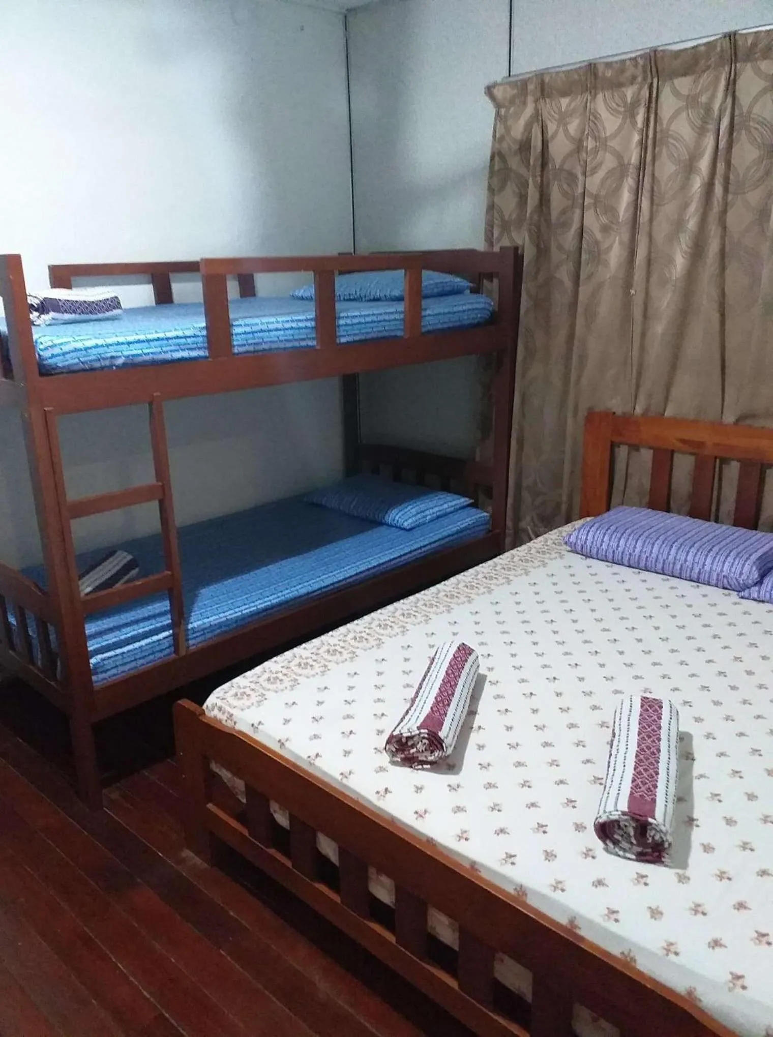 Bedroom, Bed in Discovery Youth Hostel Malacca