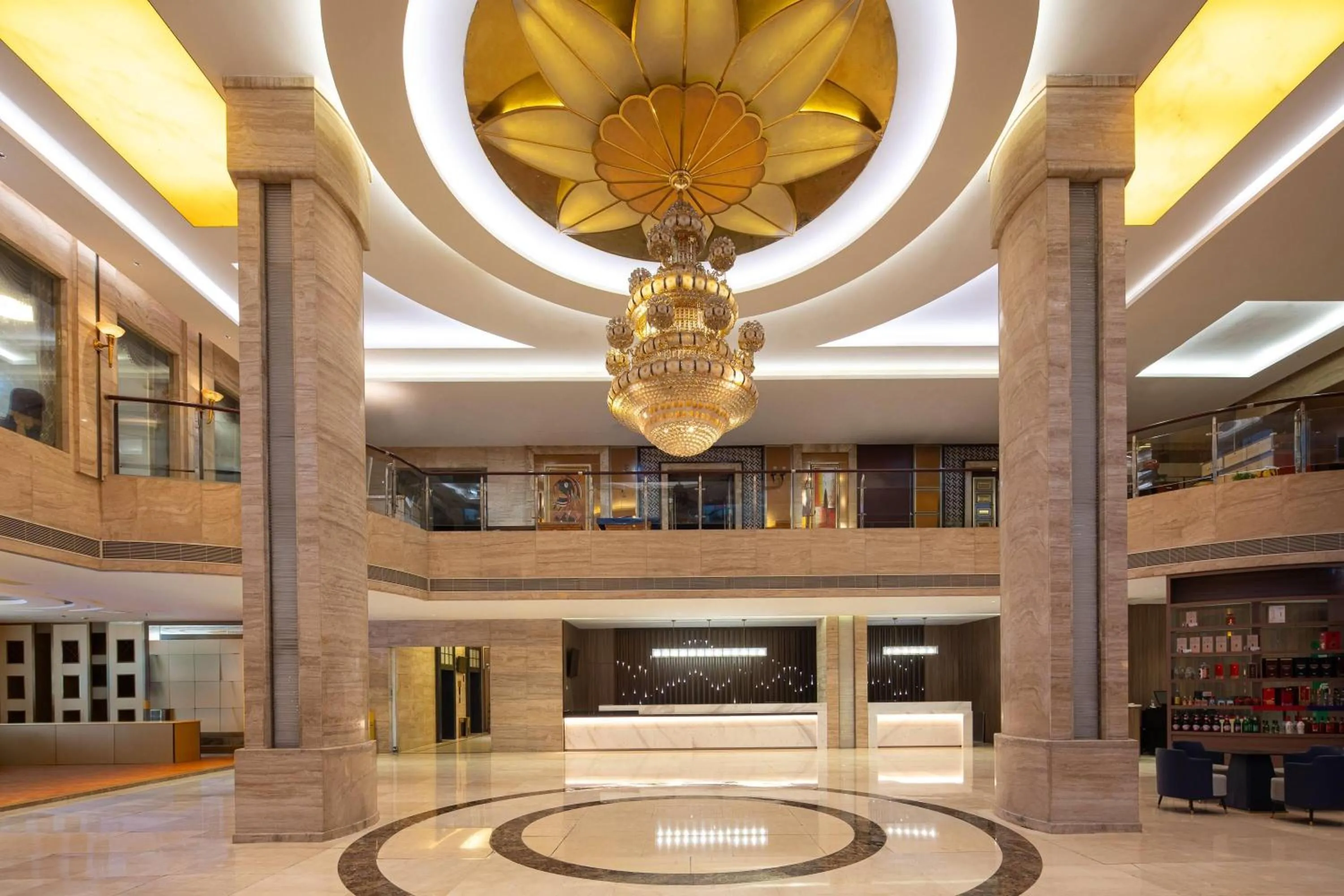 Lobby or reception in Ramada by Wyndham Zhangjiajie Tianmen Mountain