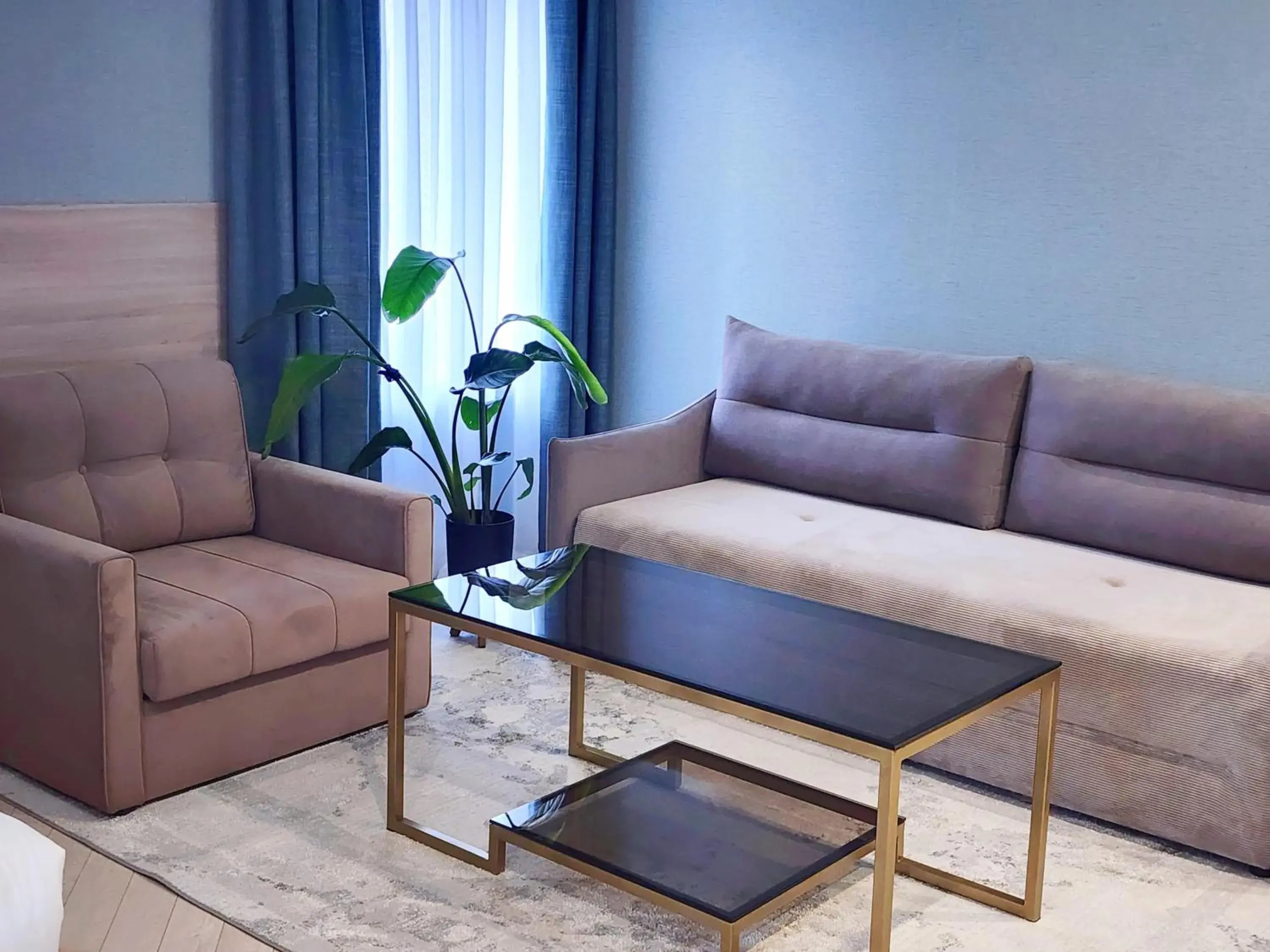 Suite with Balcony in Resident Hotel Gogol Suite with Balcony in Resident Hotel Gogol