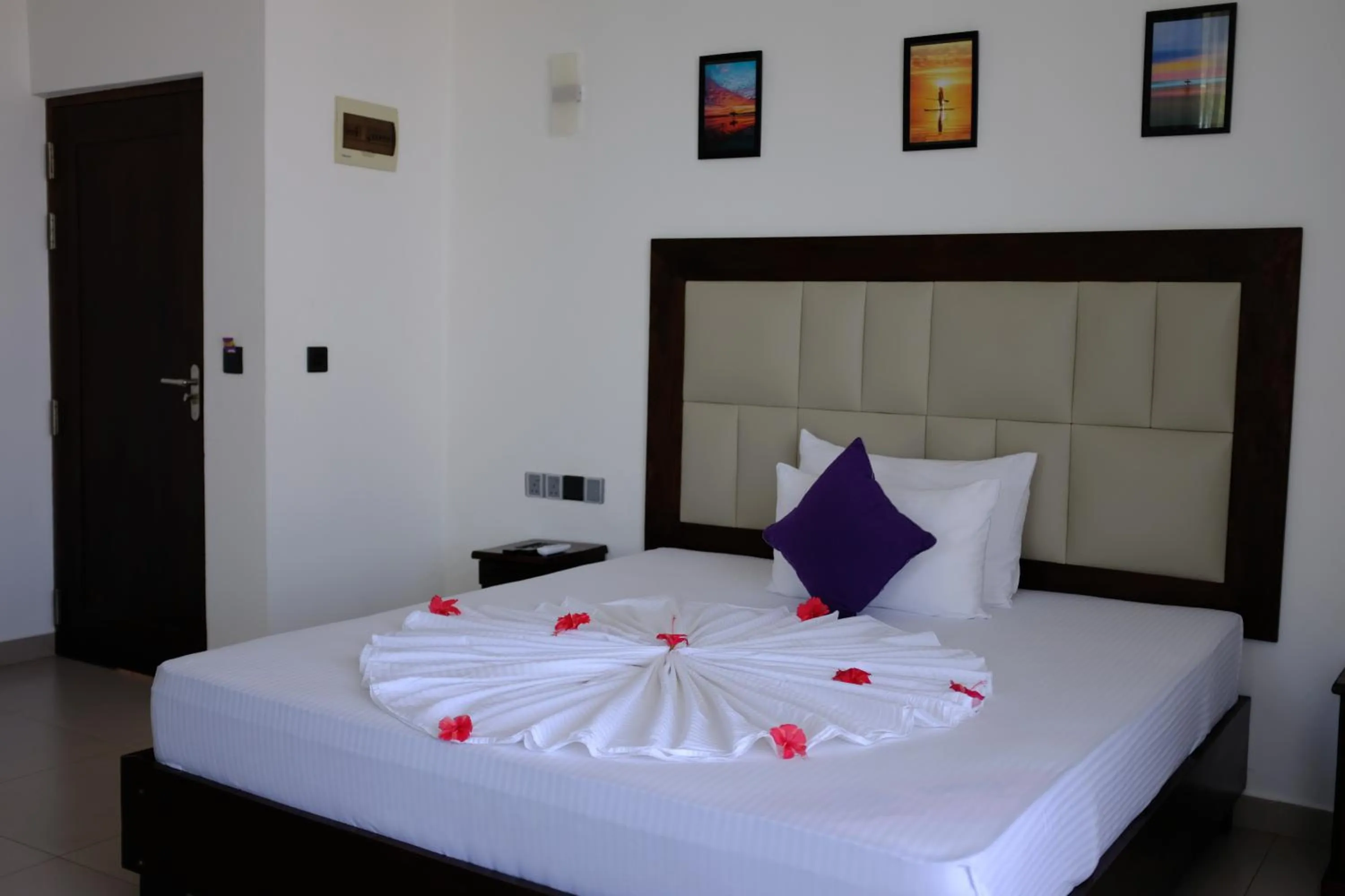 Bed in Mzion Hotel Weligama