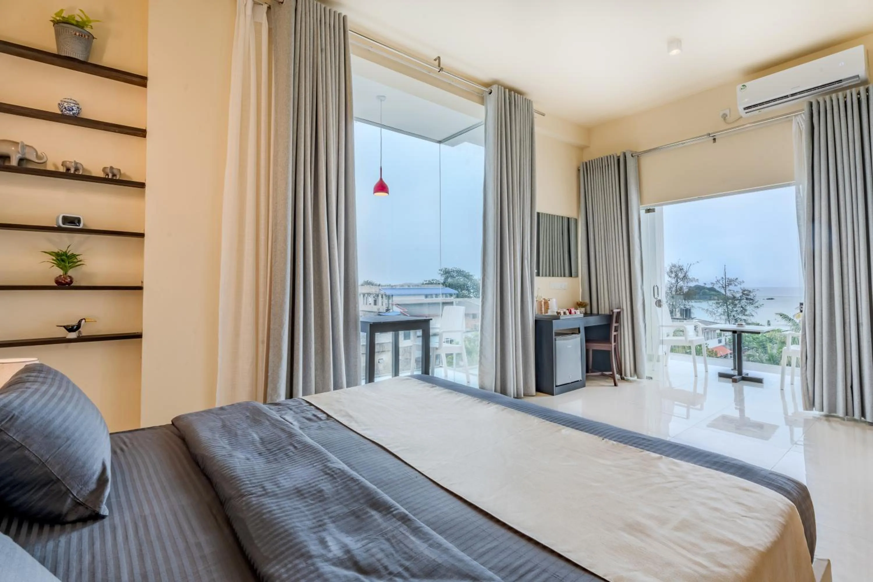 Bedroom, Bed in Mzion Hotel Weligama