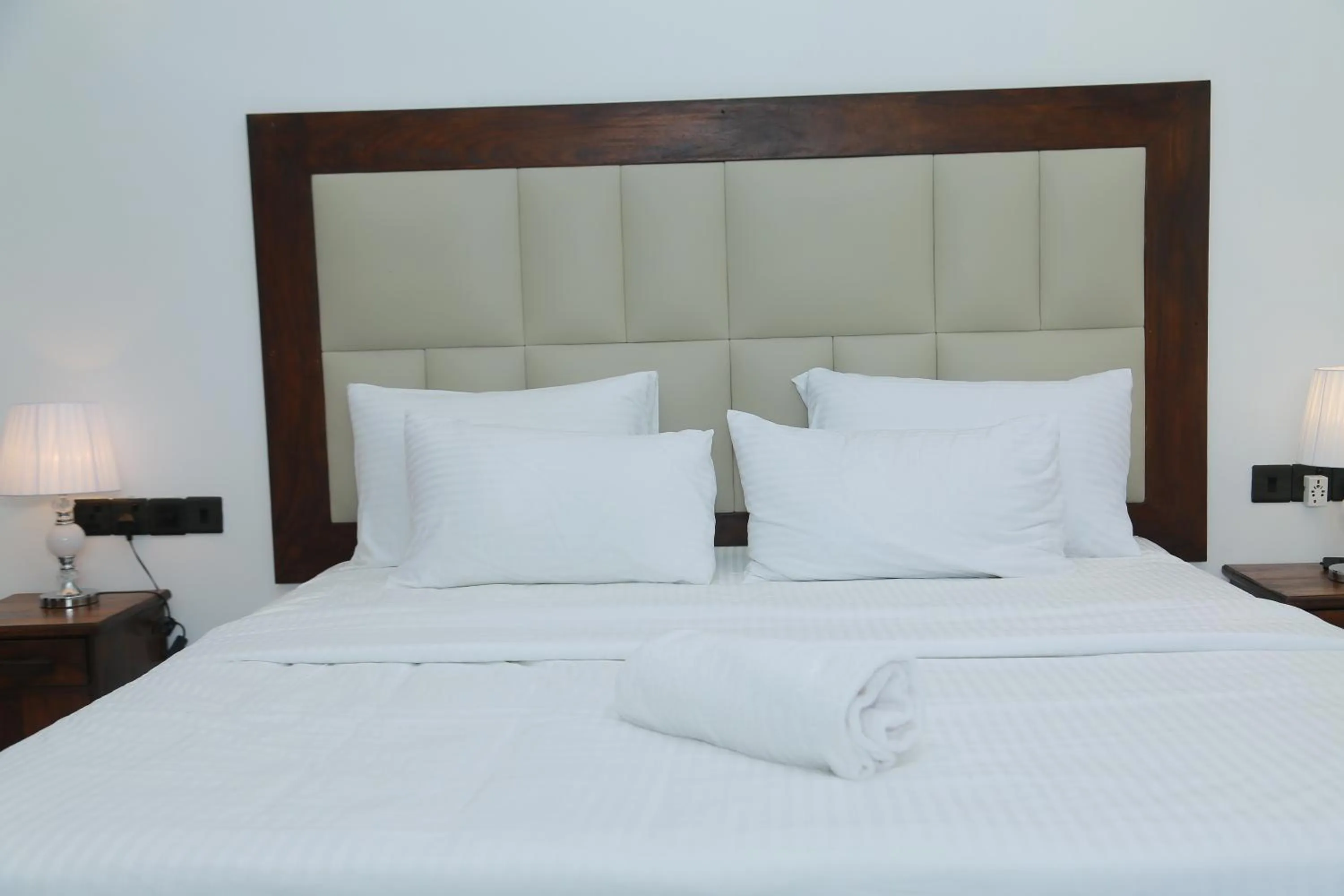 Bed in Mzion Hotel Weligama