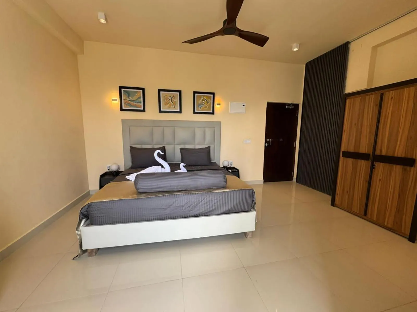 Bed in Mzion Hotel Weligama