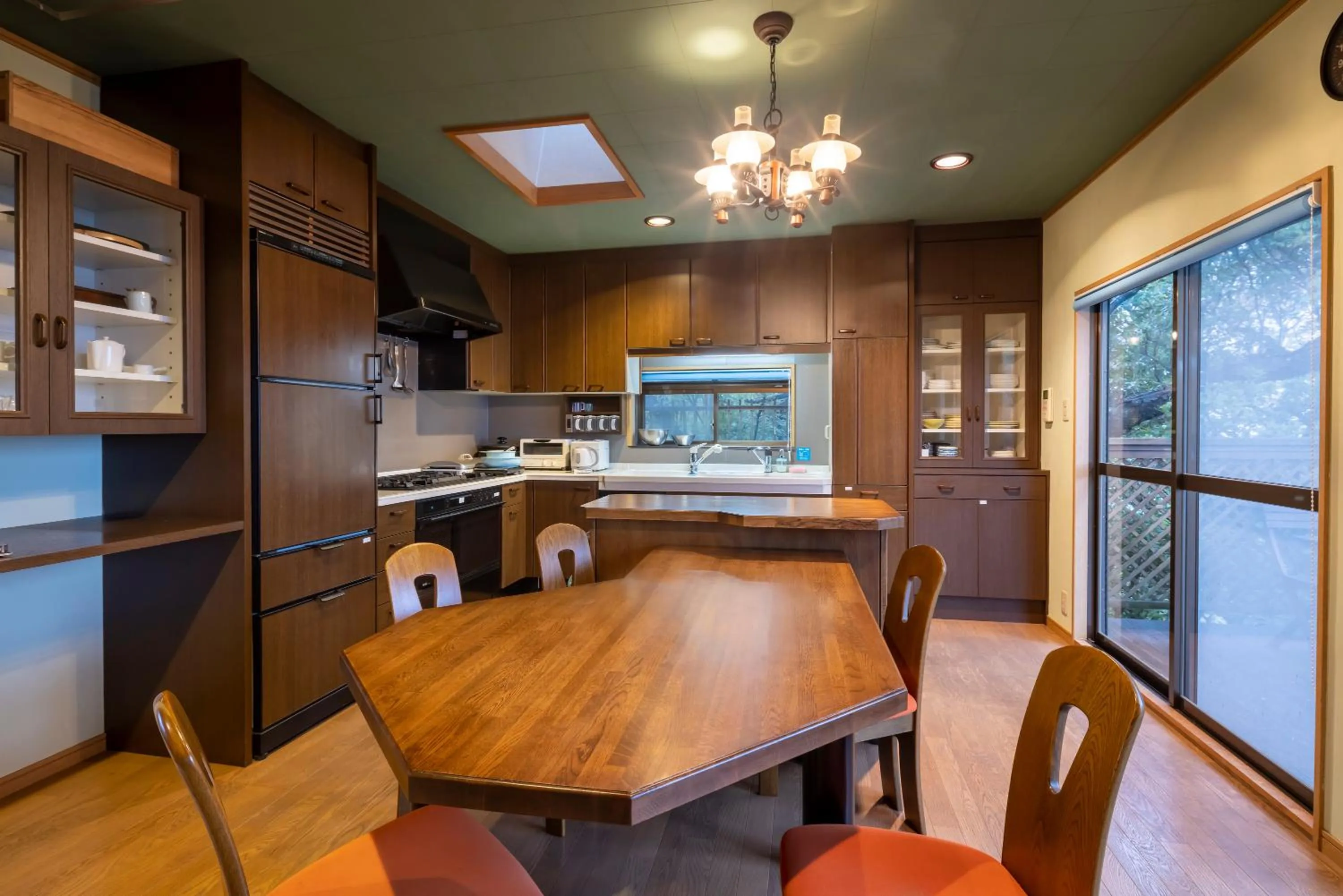 Dining area in Chidorian