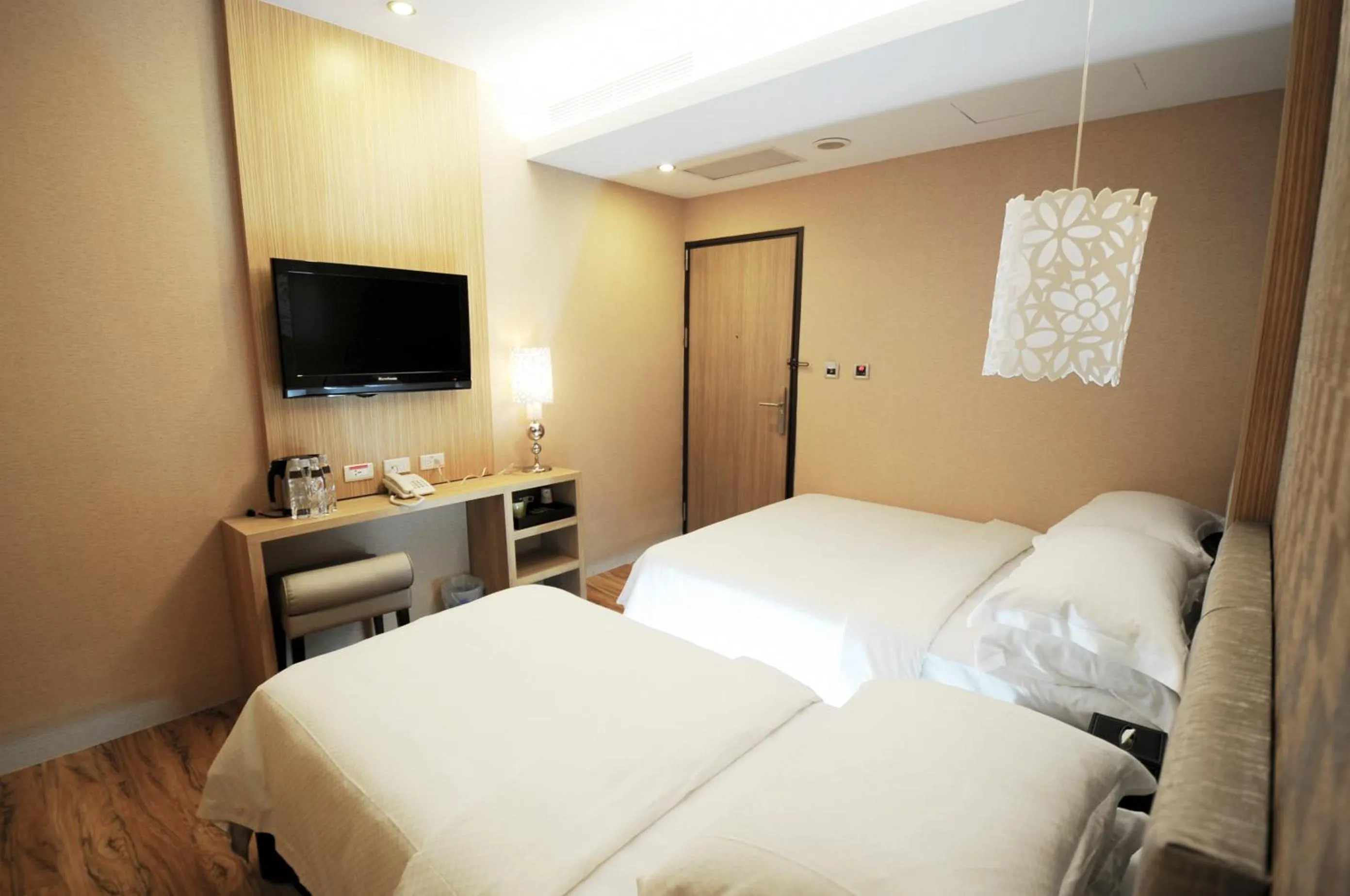 Bedroom, Bed in The Riverside Hotel Hengchun