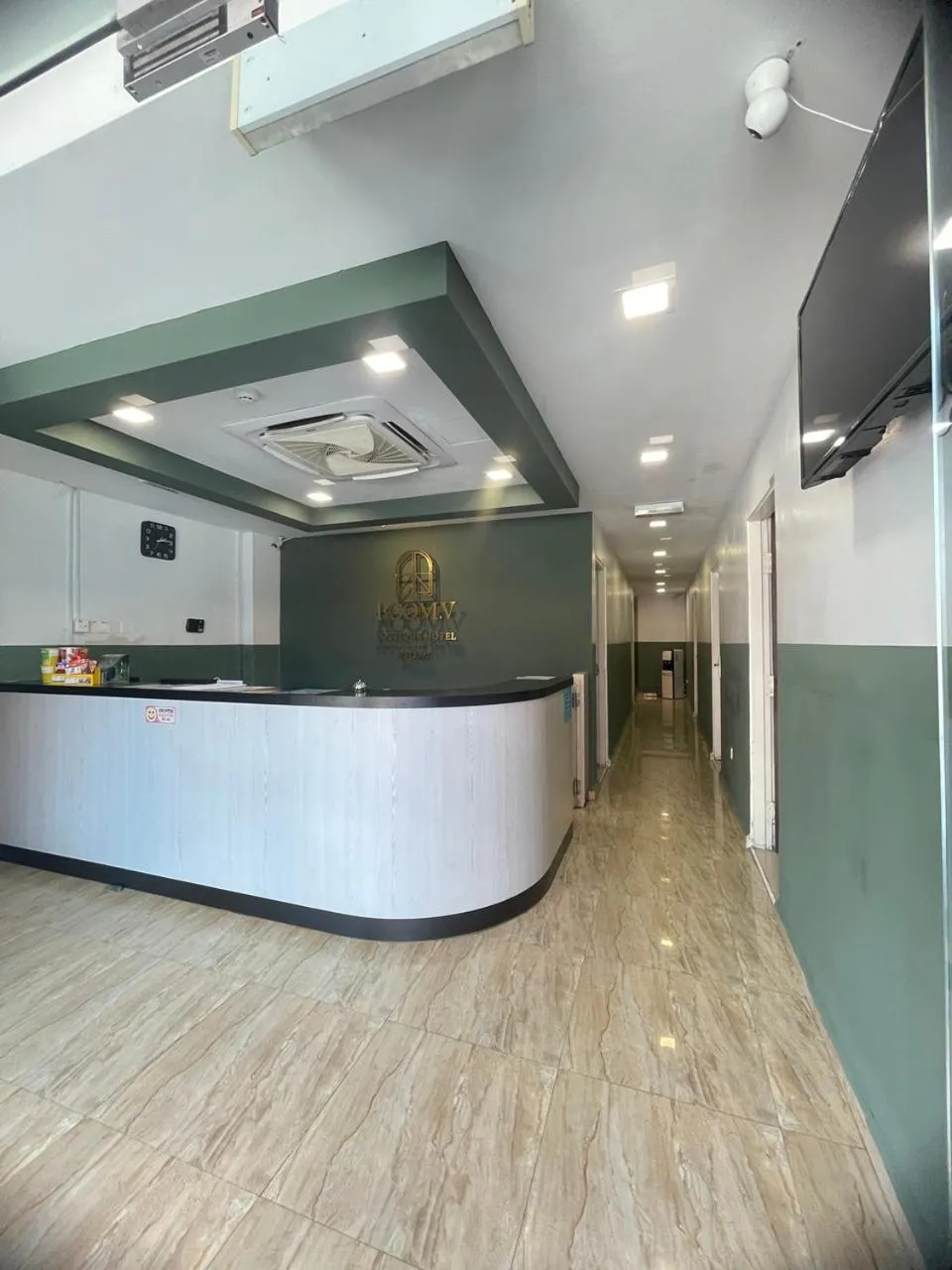 Lobby or reception in Room V by SECOM Jalan Megat