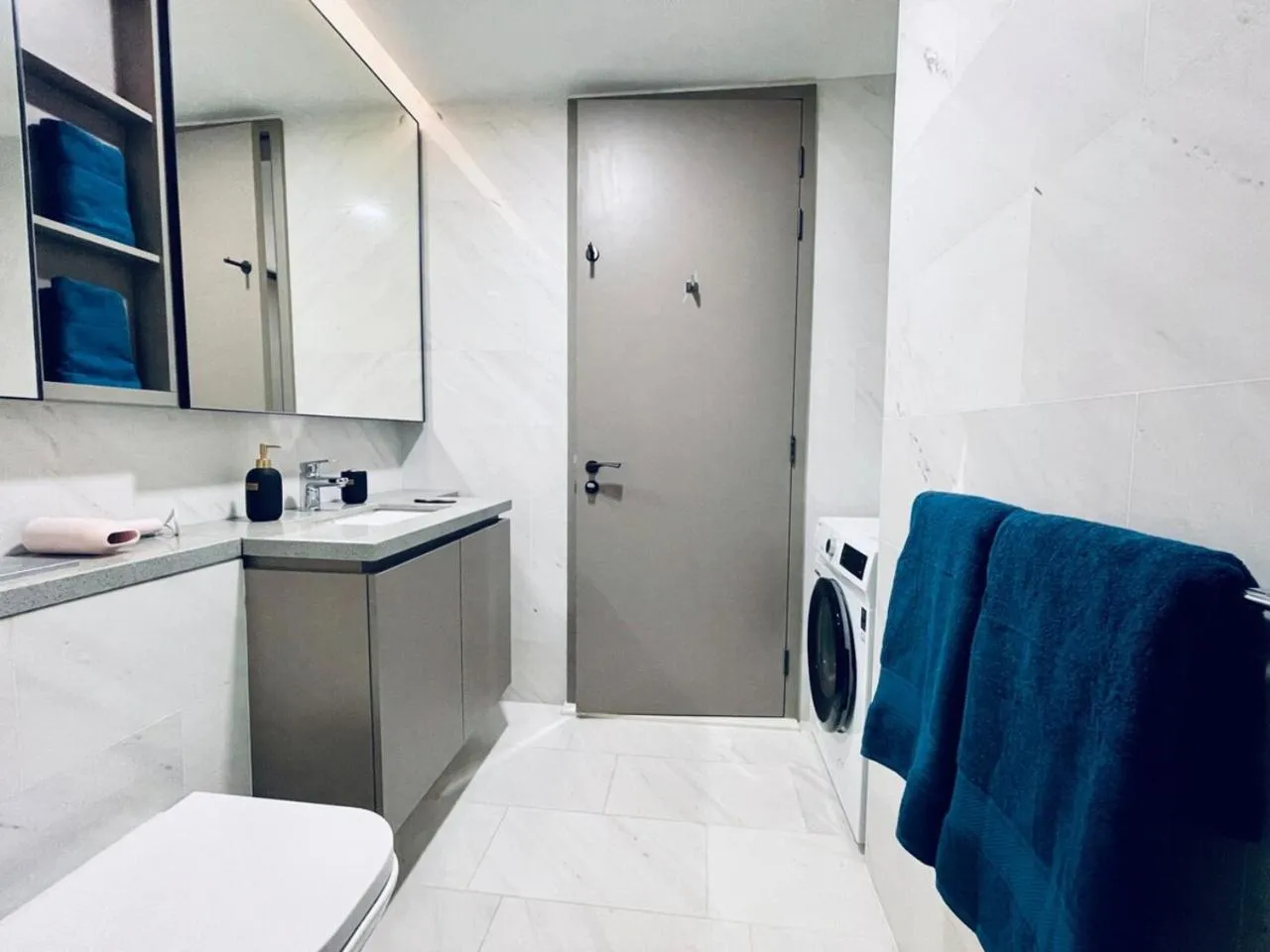 Bathroom in Eaton Suites KLCC Kuala Lumpur