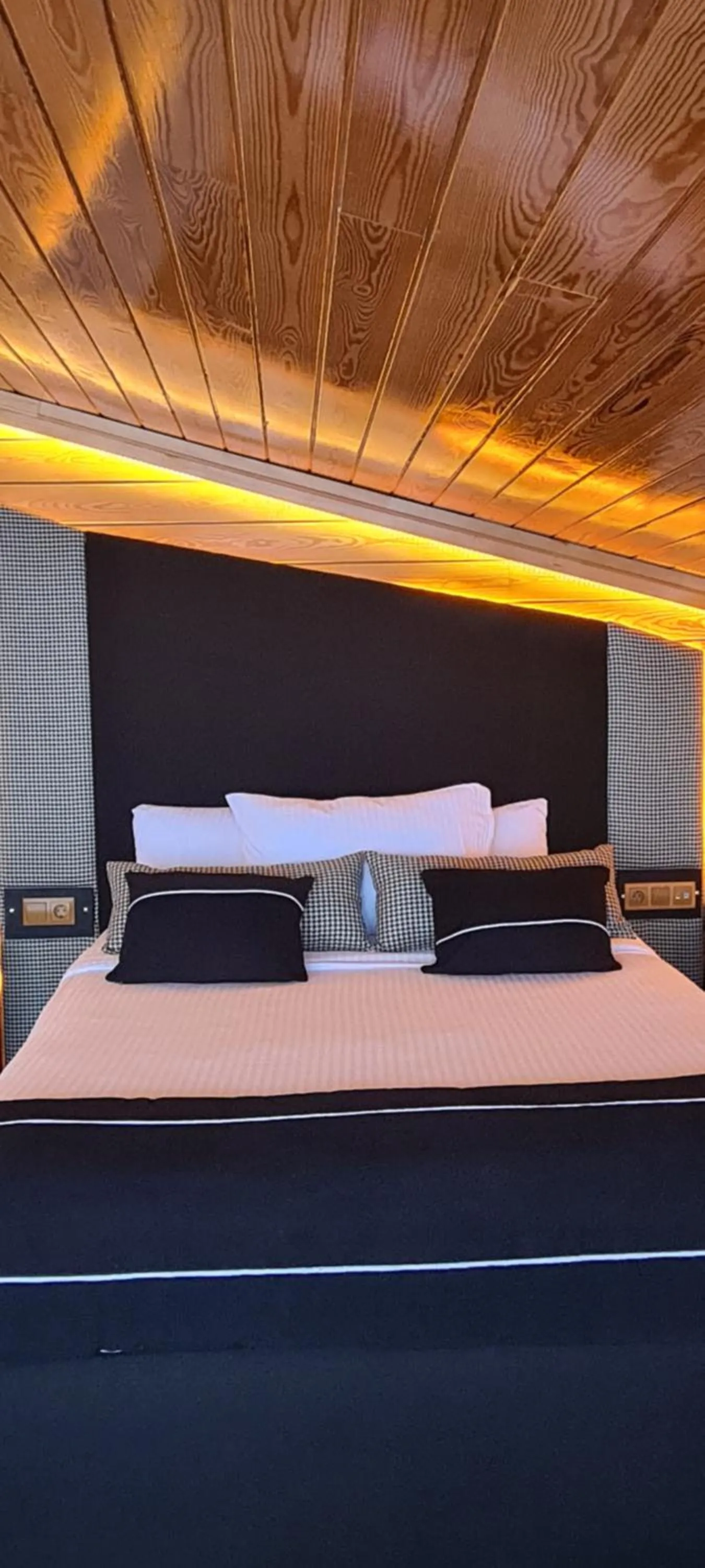 Photo of the whole room, Bed in Ayder Doga Resort