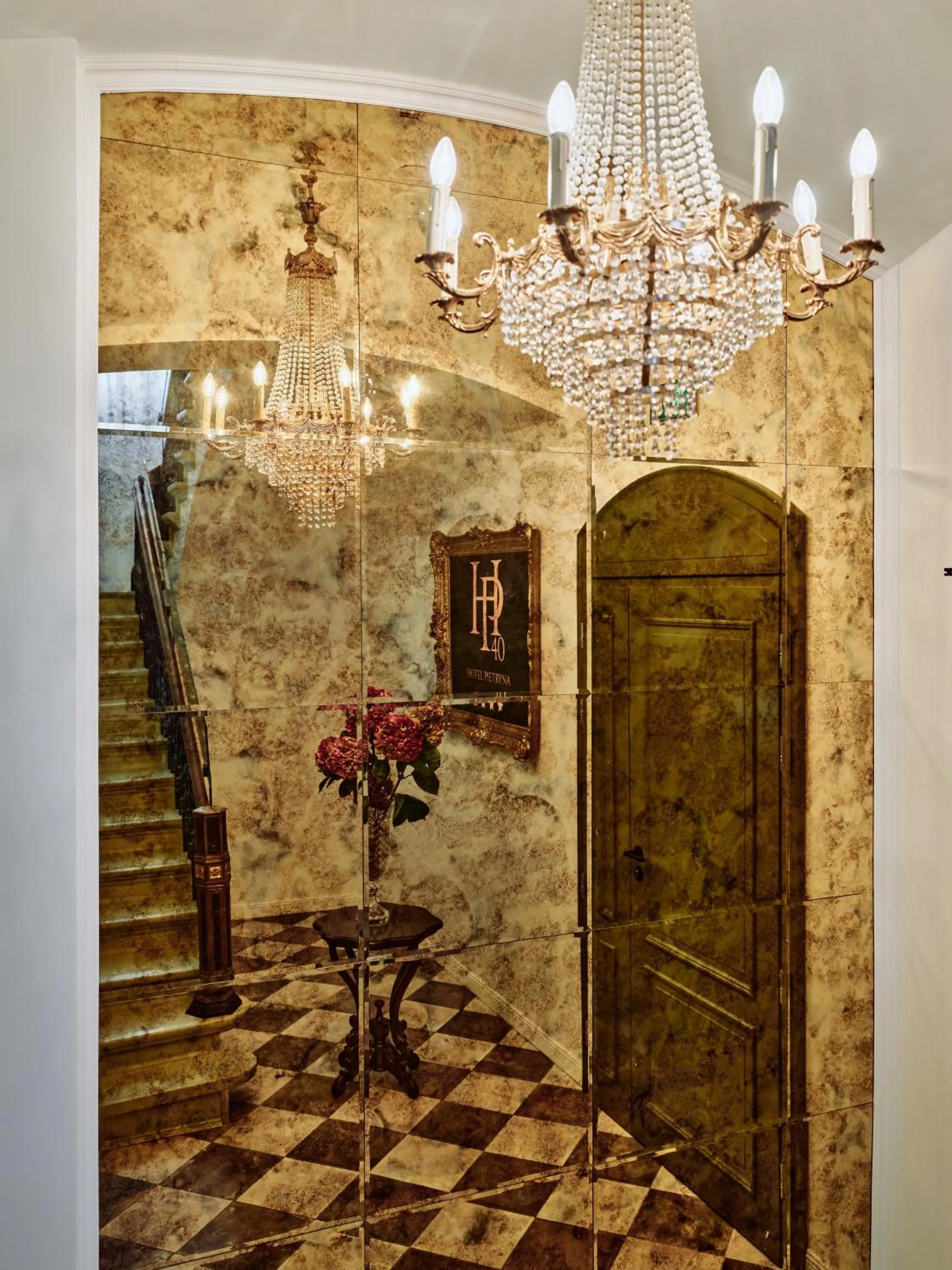 Property building in Hotel Pietryna