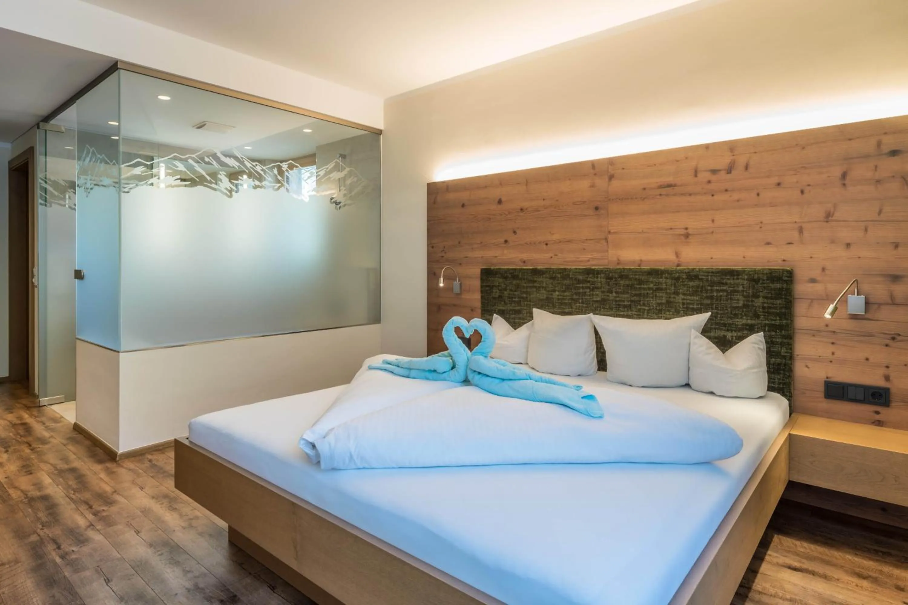 Bedroom, Bed in Aktivhotel Tuxerhof