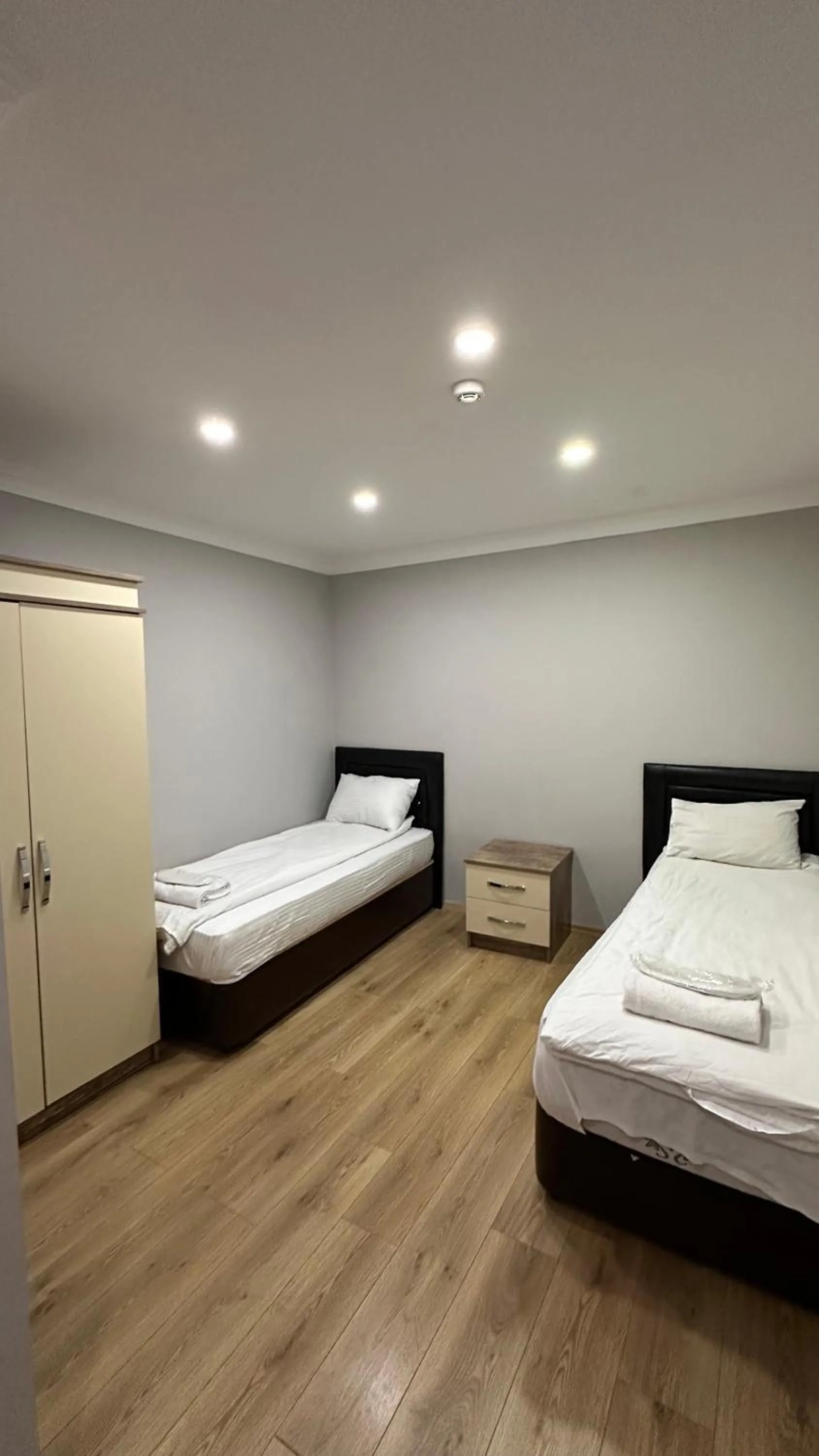 Bed in Dunya Residence