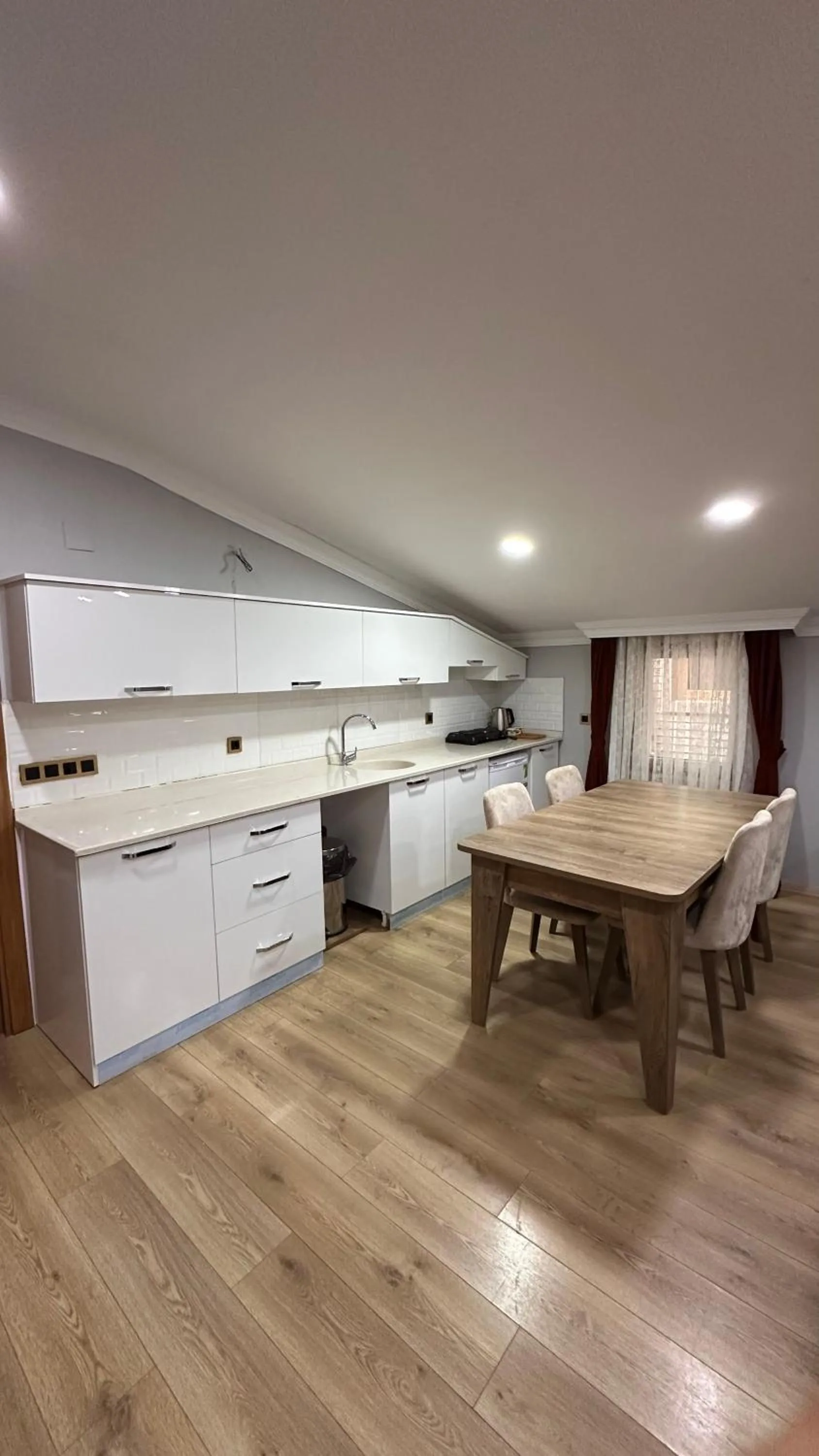 Kitchen or kitchenette in Dunya Residence