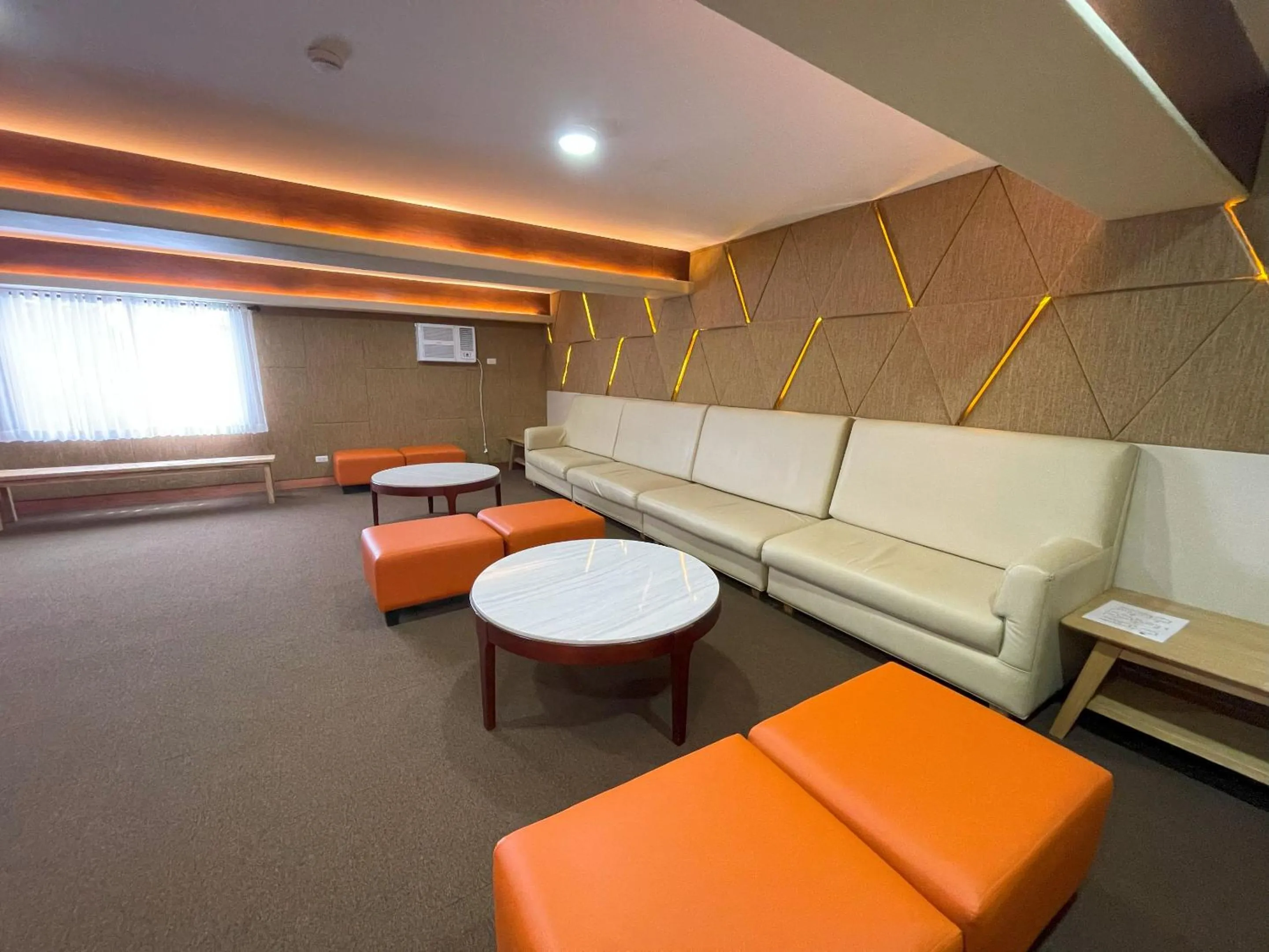 Karaoke in Mist Mountain Resort powered by Cocotel