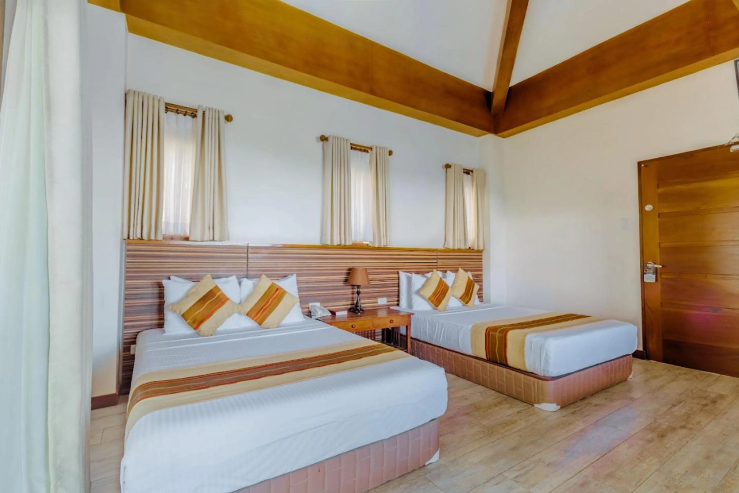 Bed in Mist Mountain Resort powered by Cocotel