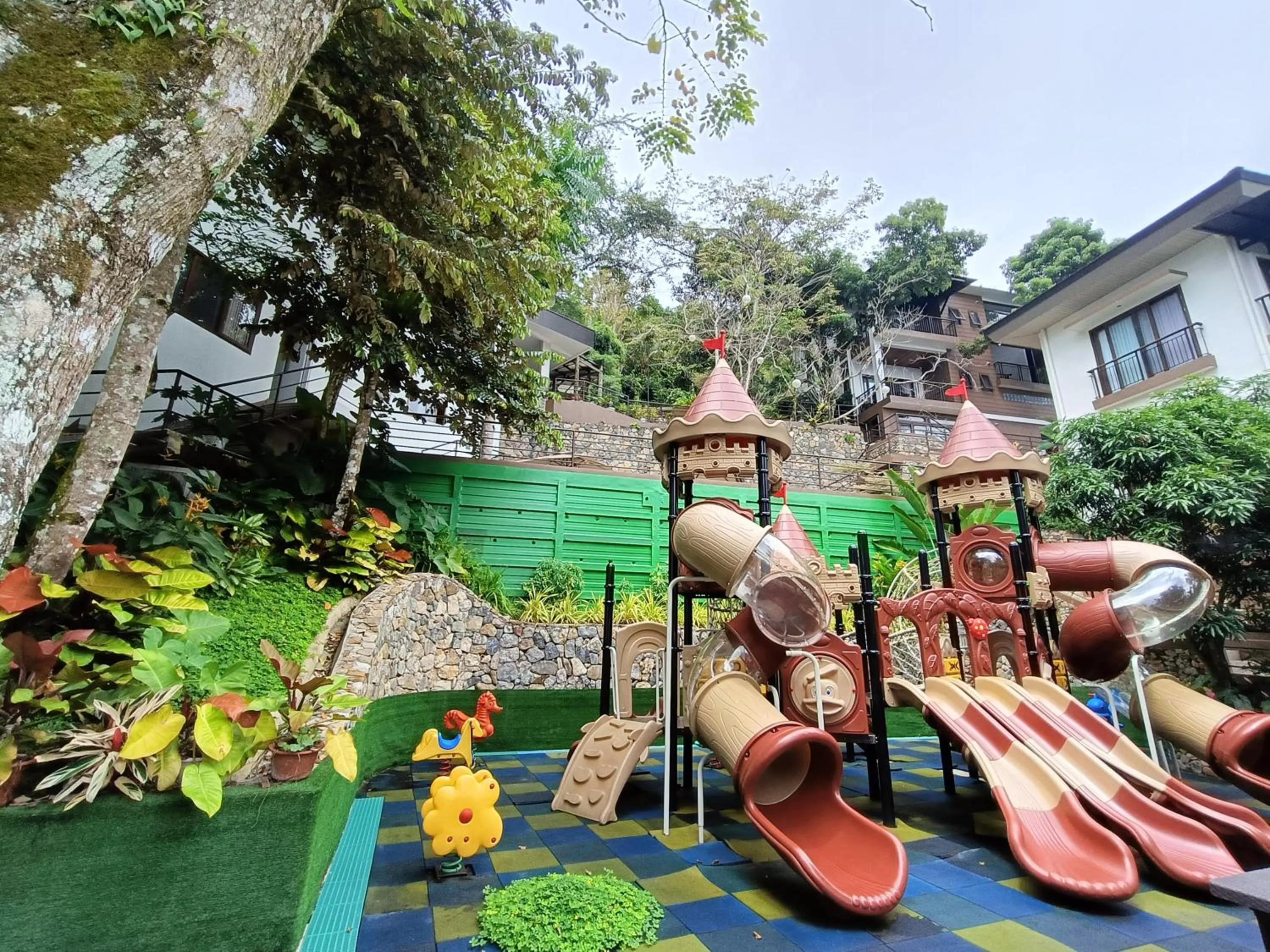 Day in Mist Mountain Resort powered by Cocotel