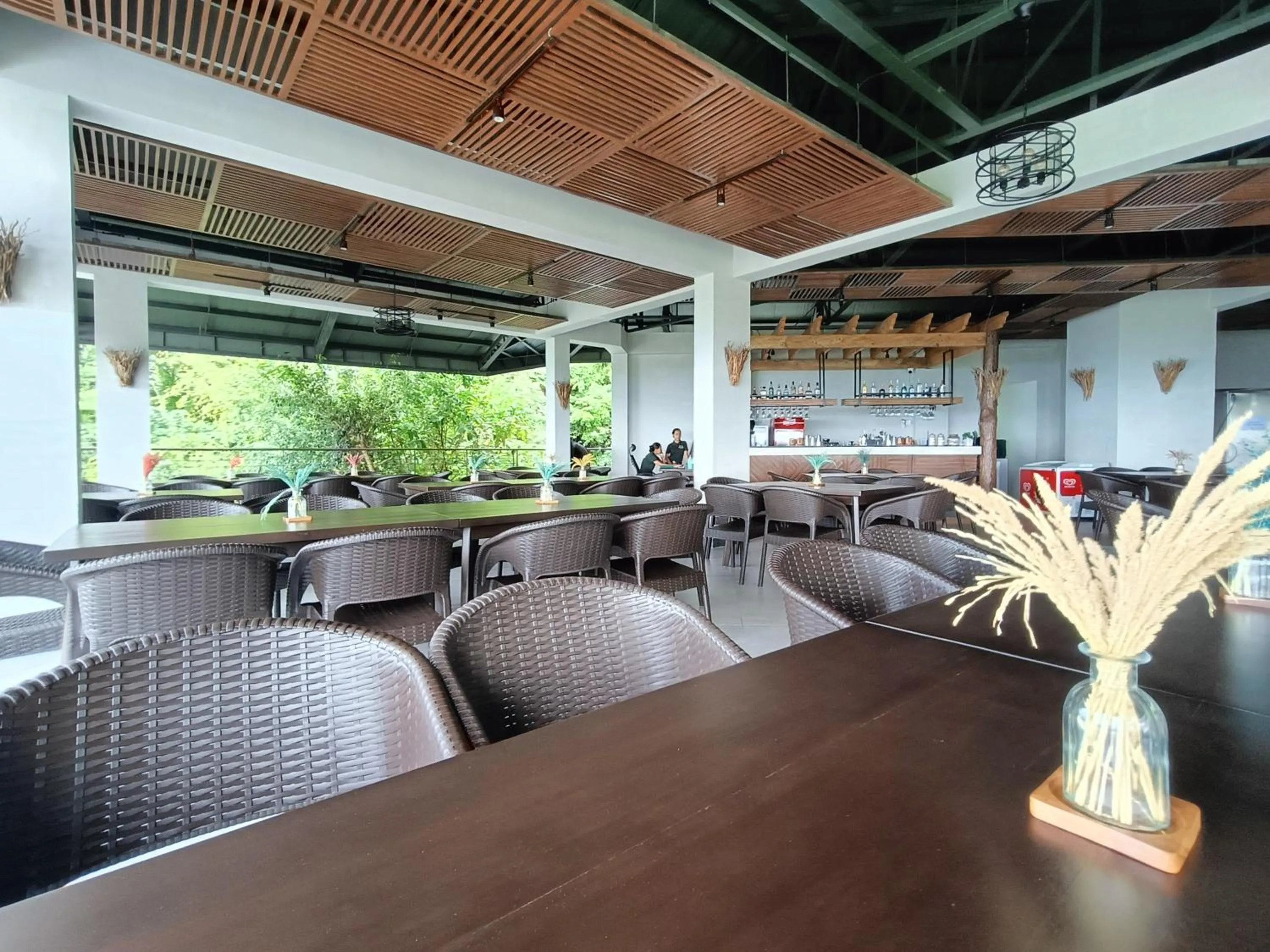 Restaurant/places to eat in Mist Mountain Resort powered by Cocotel