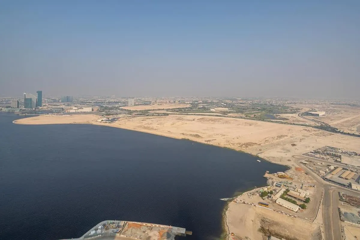 Frank Porter - Harbour Gate