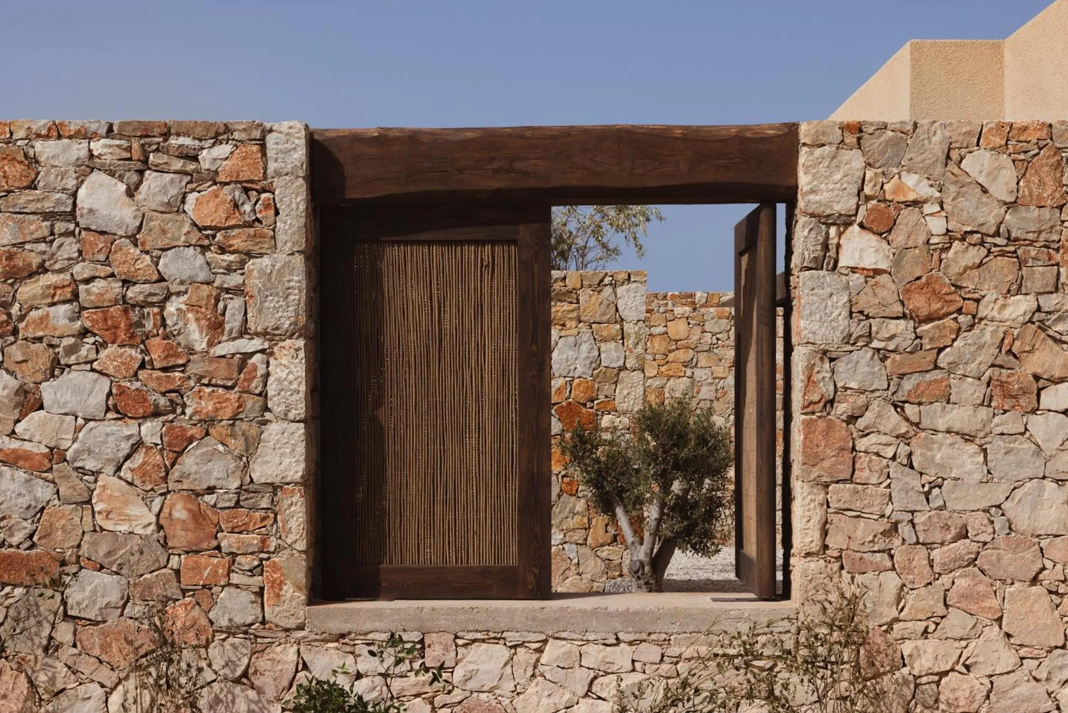 Decorative detail in Gundari