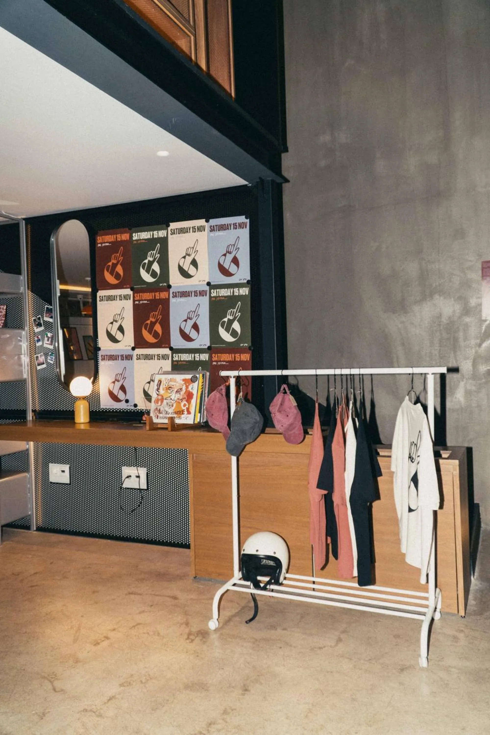 On-site shops in Okupa