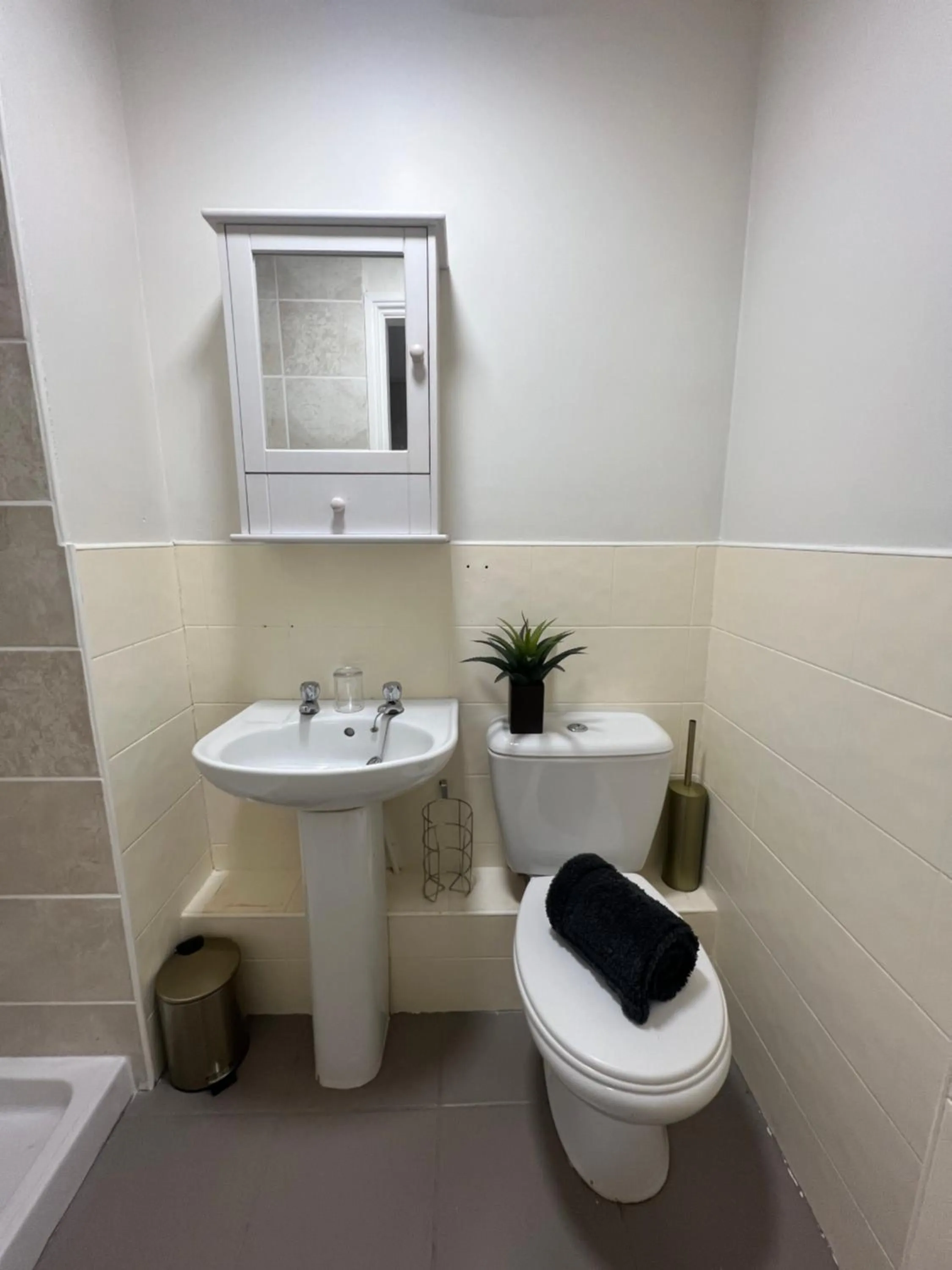 Bathroom in Elizabeth Grace House