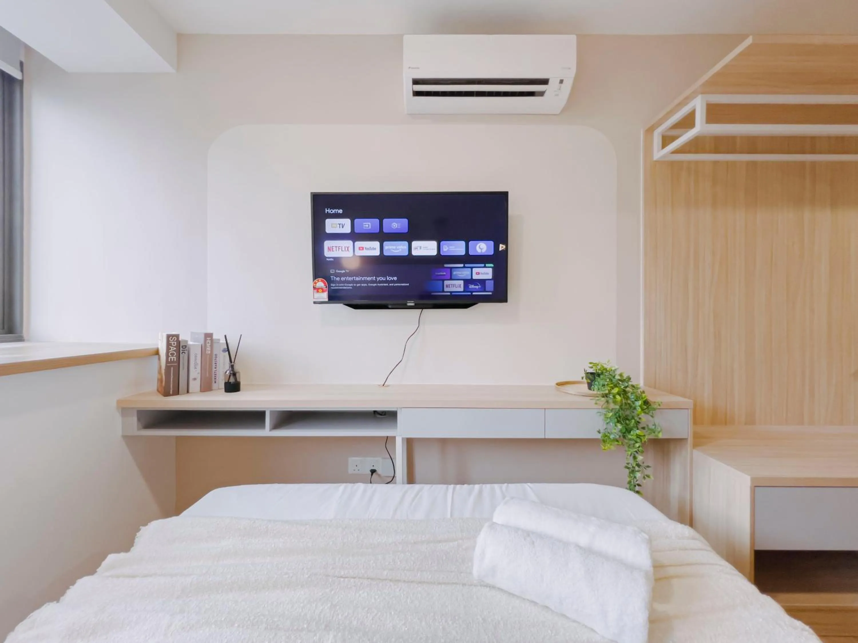 Bed in Sky Pool Suites KL Sentral - Riveria City