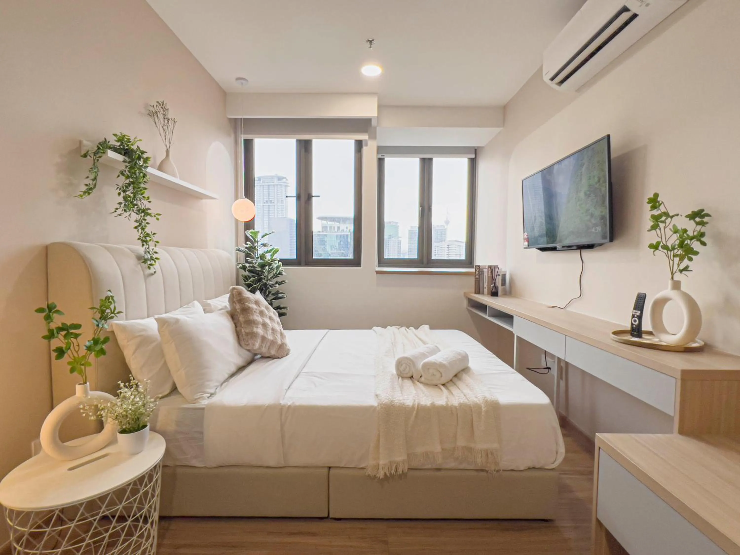 Bed in Sky Pool Suites KL Sentral - Riveria City