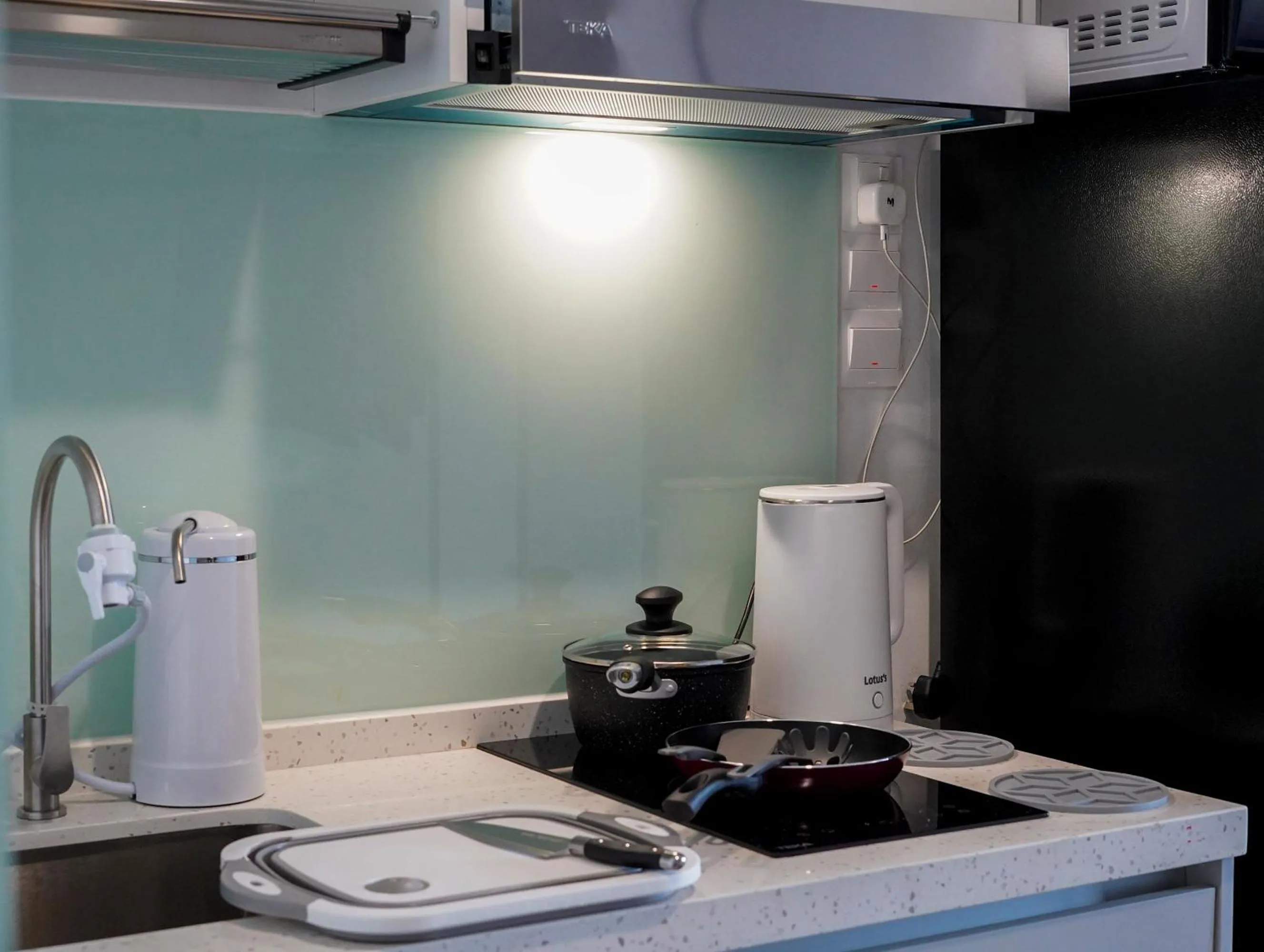 Sky Pool Suites KL Sentral - Riveria City