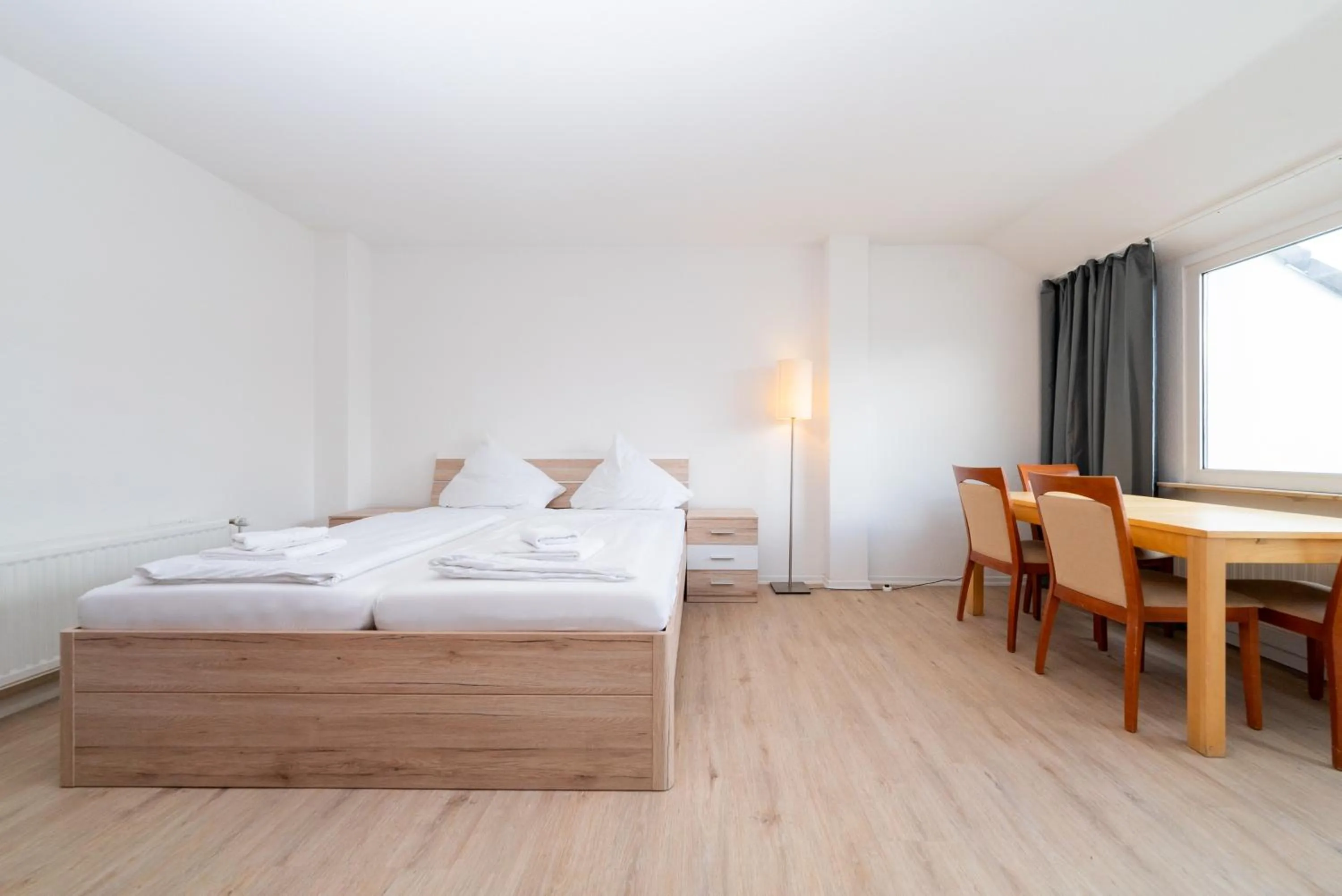 Bed in G & L Hotel Dortmund